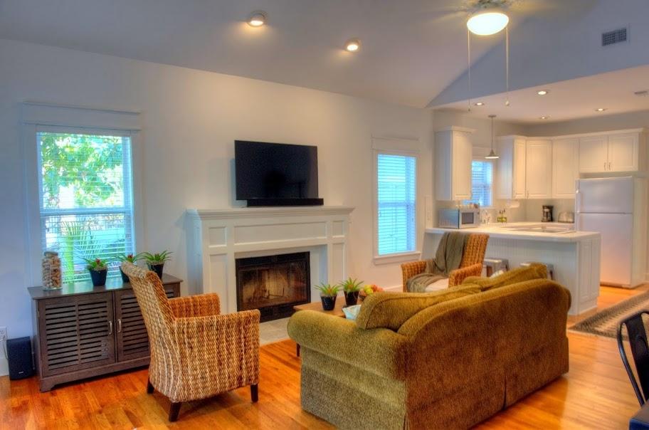 GROVE BY THE SEA - Residential