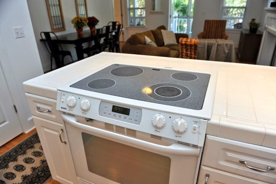 GROVE BY THE SEA - Residential