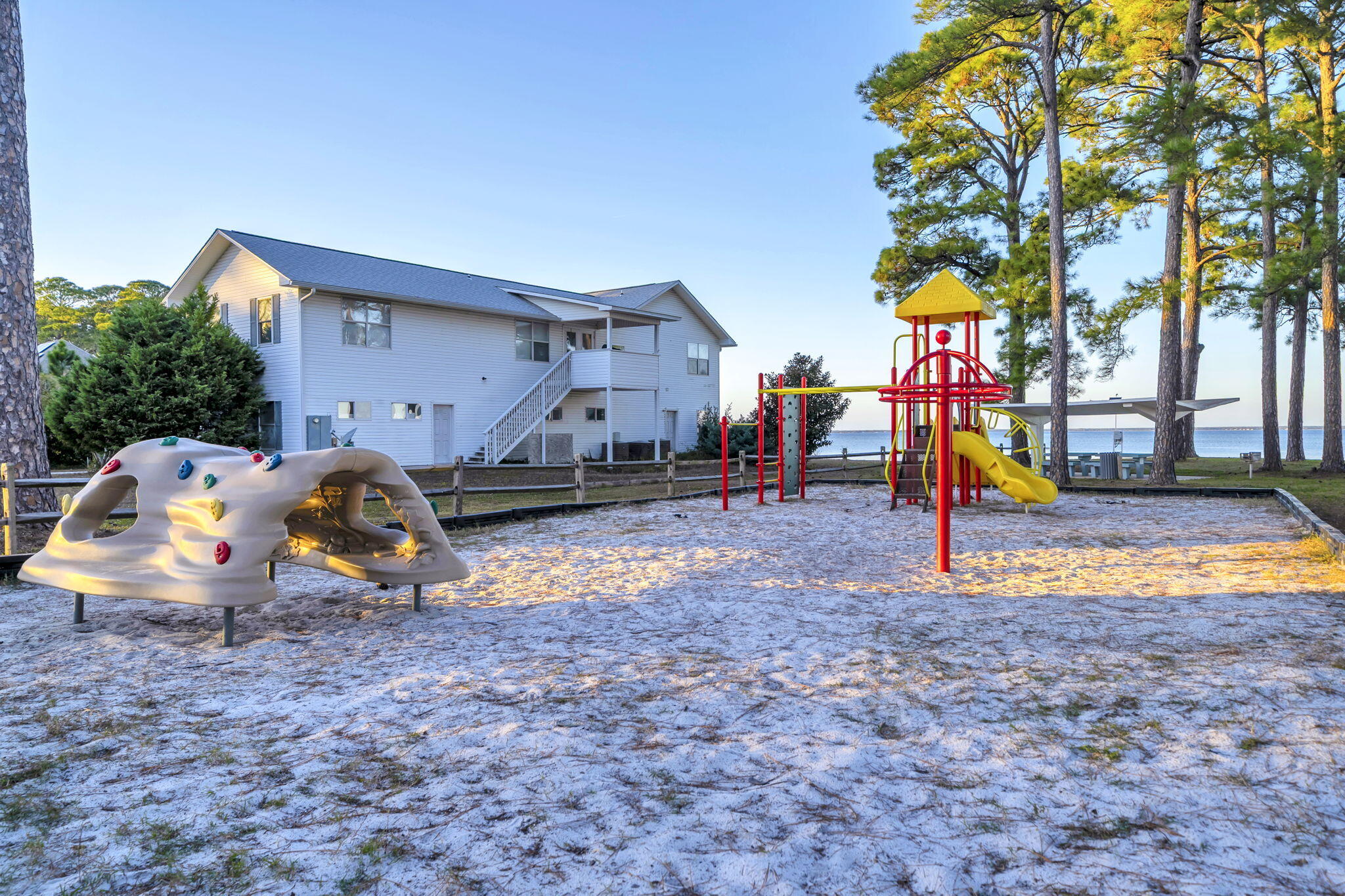 BAY BRIDGE LANDING PH 2 - Residential