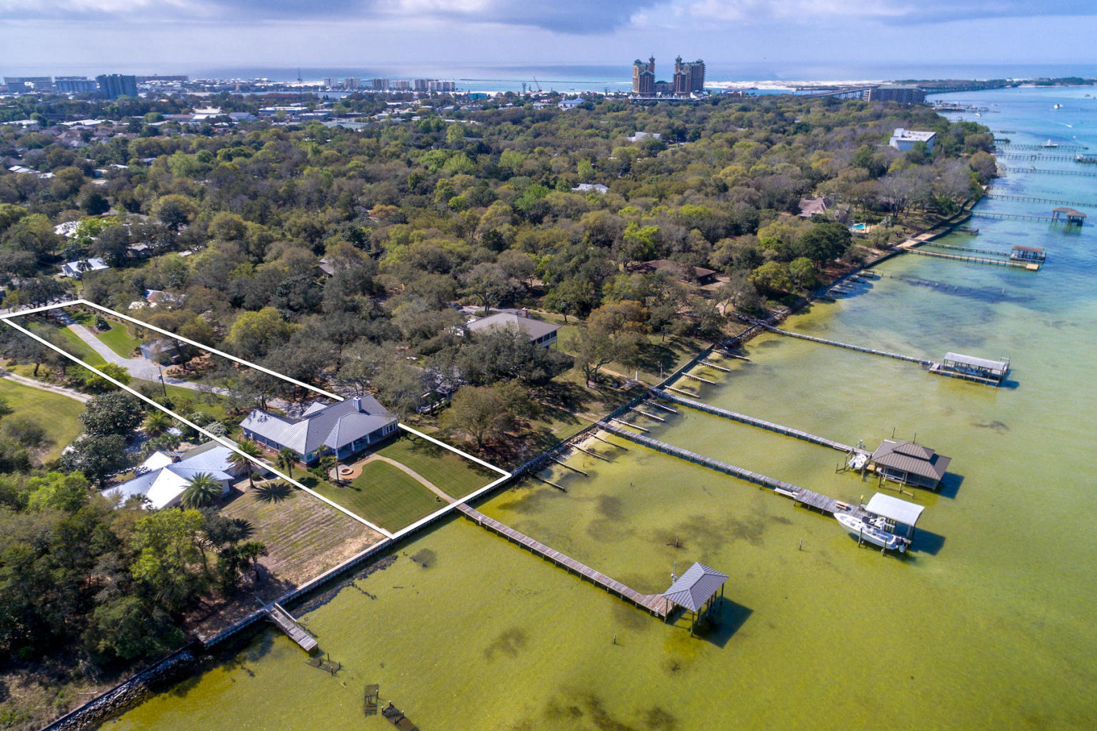 DESTIN MORENO POINT - Residential