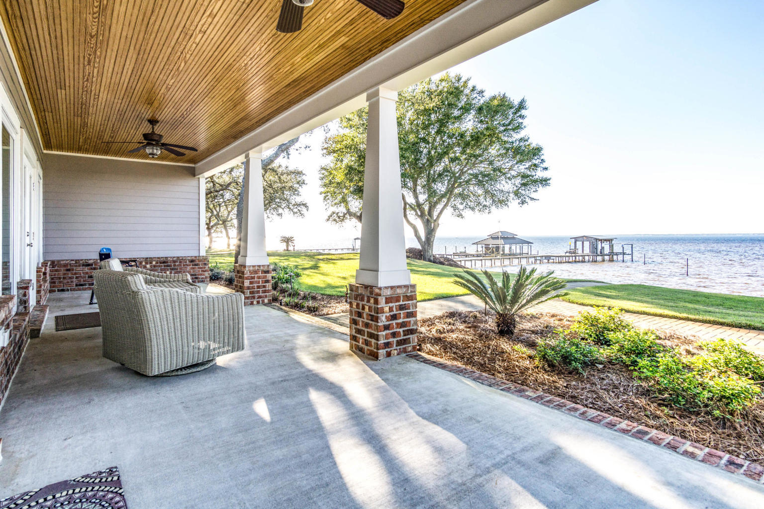 DESTIN MORENO POINT - Residential