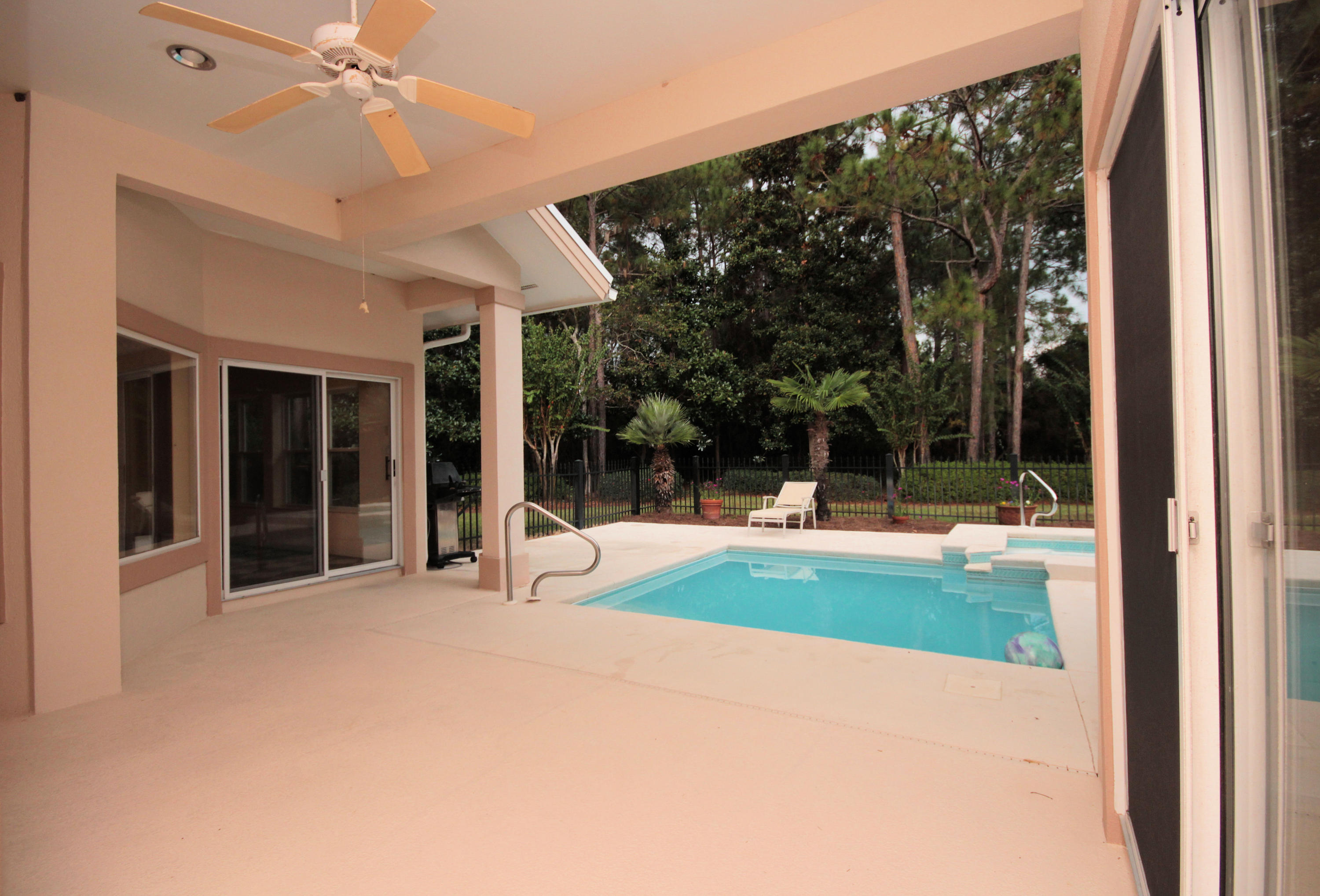 BAYTOWNE AVE EAST - Residential