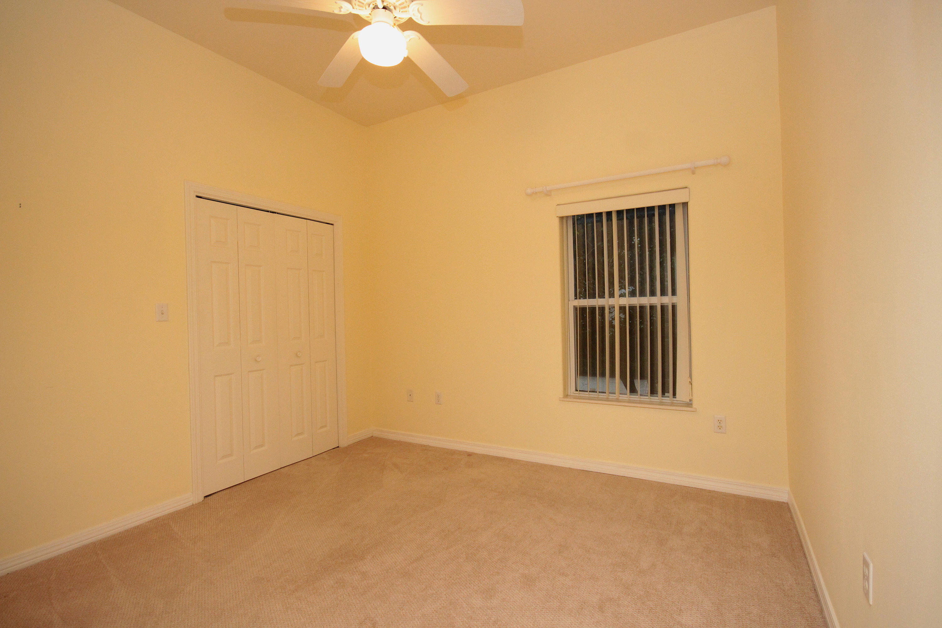 BAYTOWNE AVE EAST - Residential