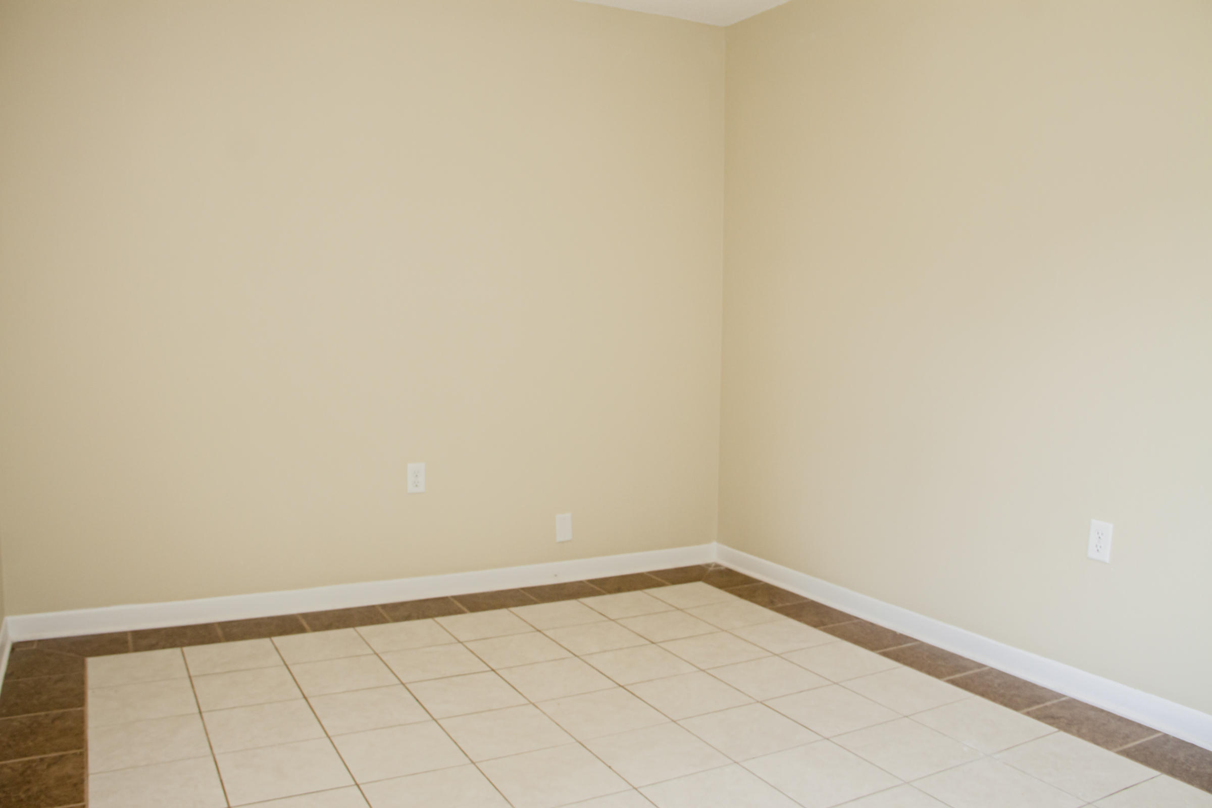 Hidden Trail Ph I - Residential Lease