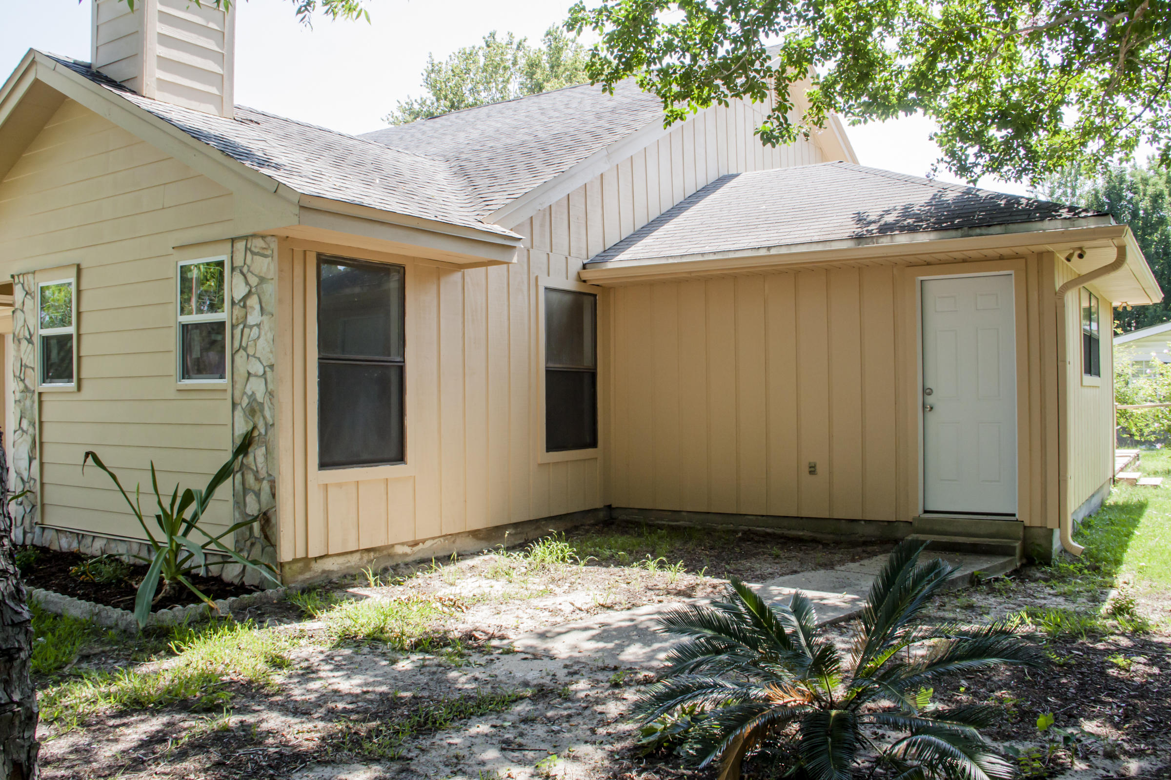 Hidden Trail Ph I - Residential Lease