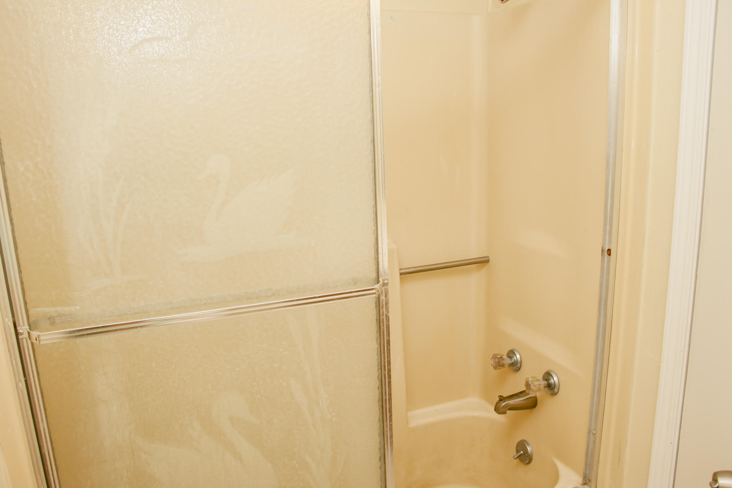 Hidden Trail Ph I - Residential Lease