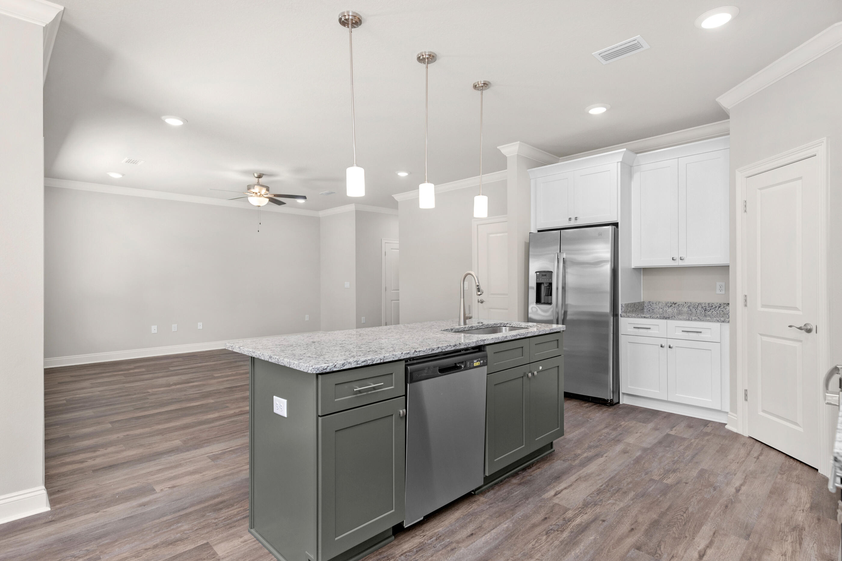 Rocky Shores - Residential