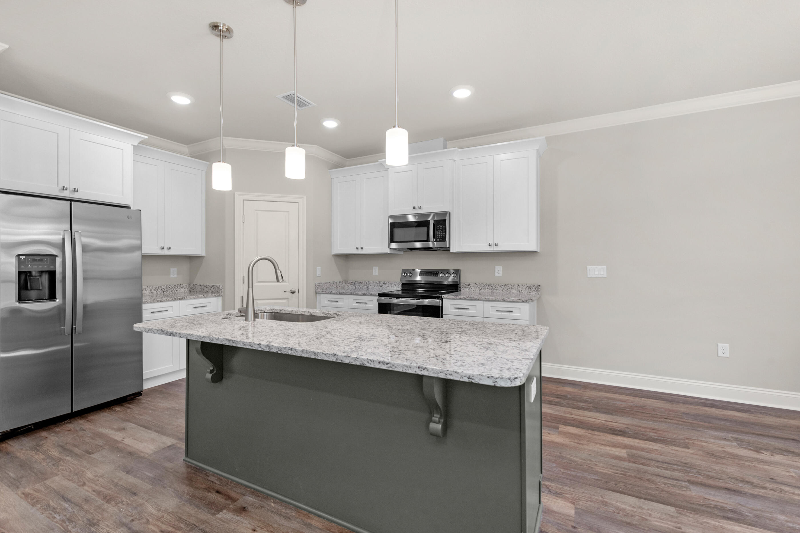 Rocky Shores - Residential