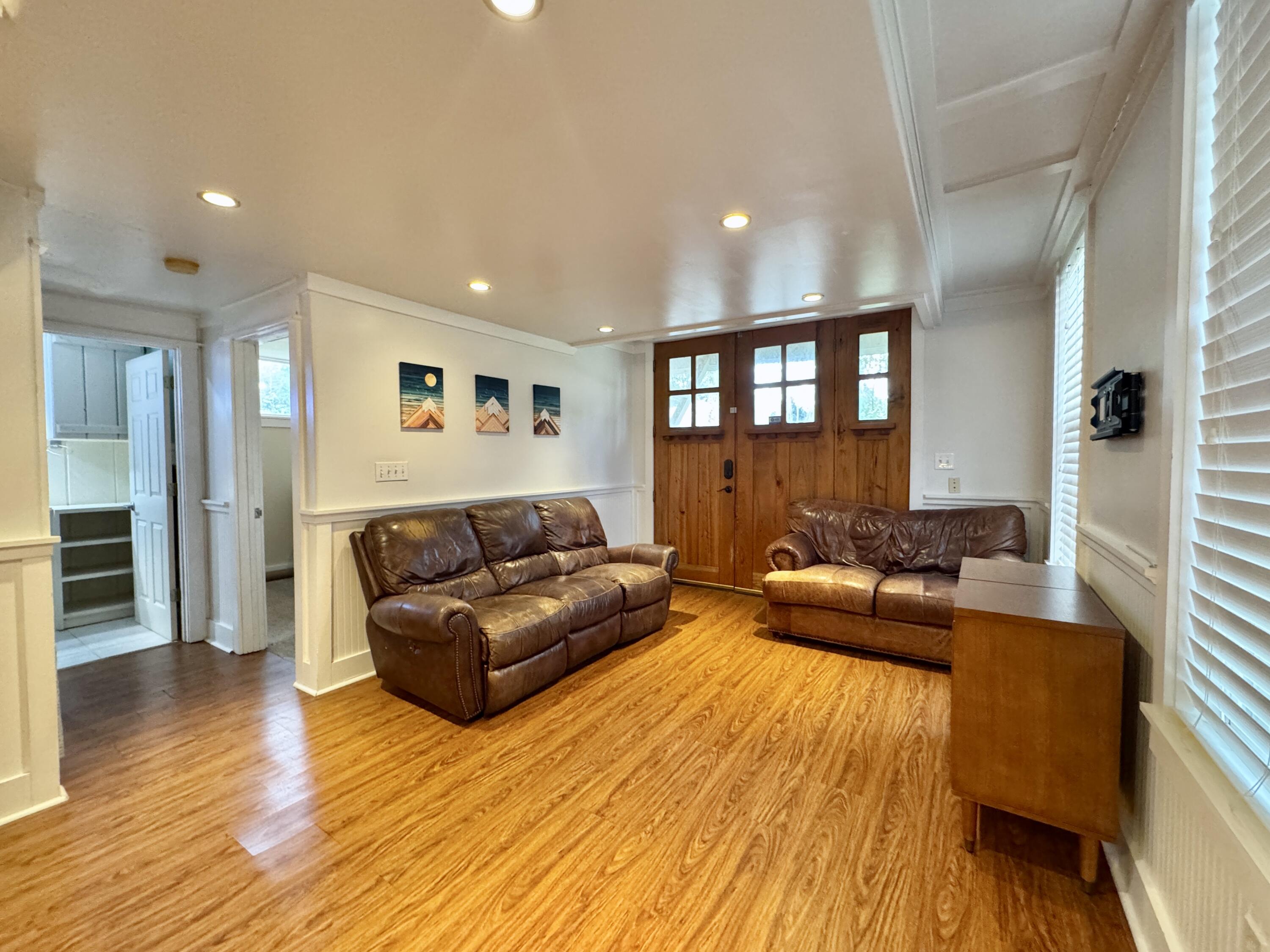 NO RECORDED SUBDIVISION - Residential