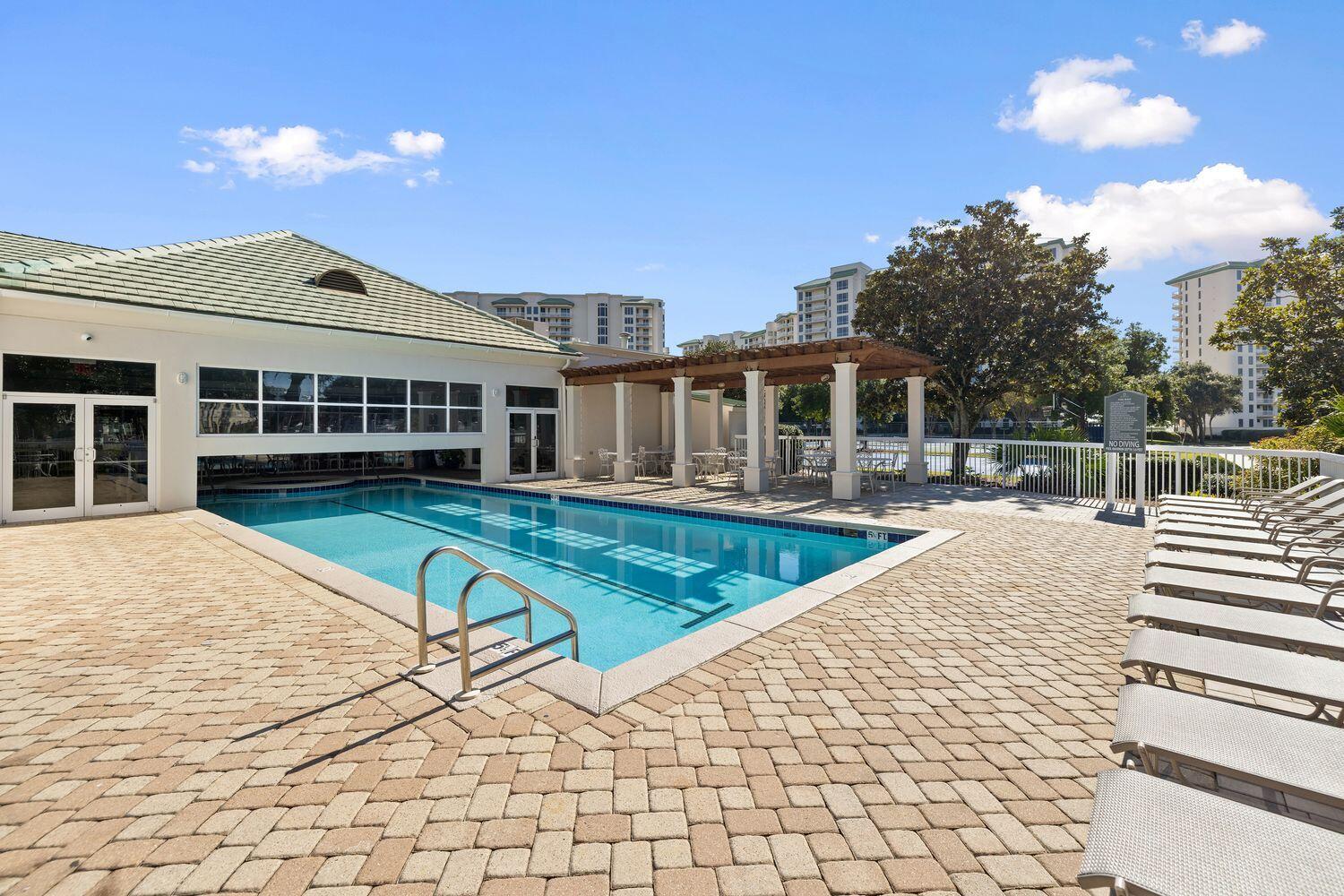 ST. CROIX AT SILVER SHELLS - Residential