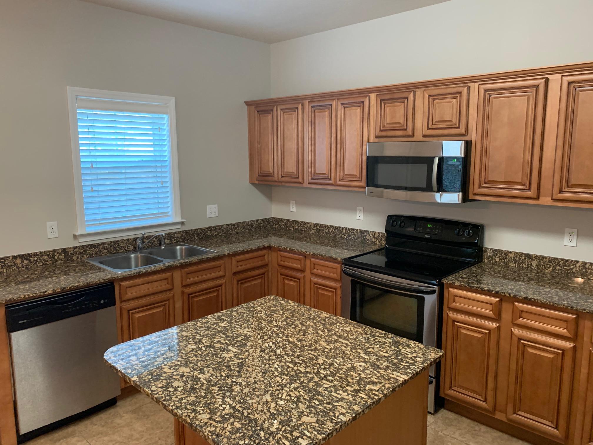 MERIDIAN SQUARE T/H - Residential Lease