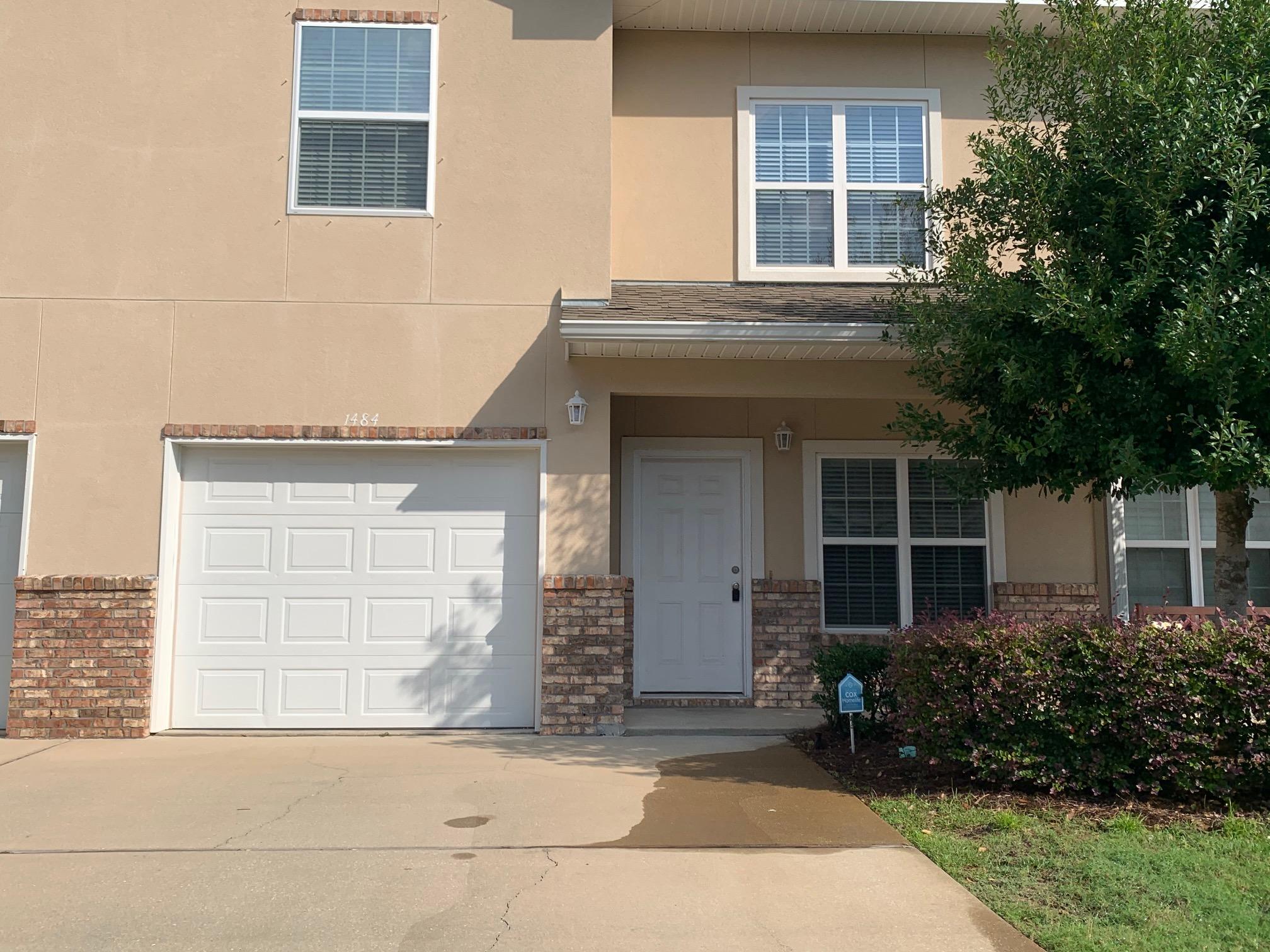 MERIDIAN SQUARE T/H - Residential Lease