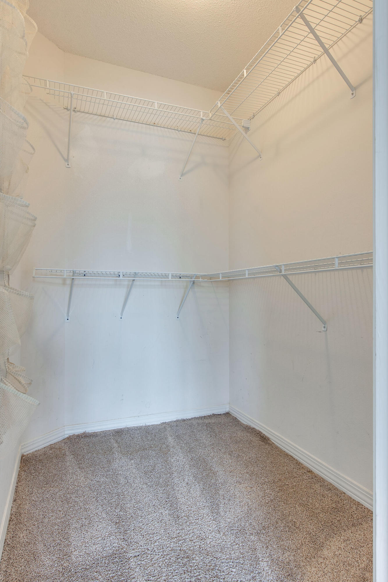 SANDALWOOD - Residential