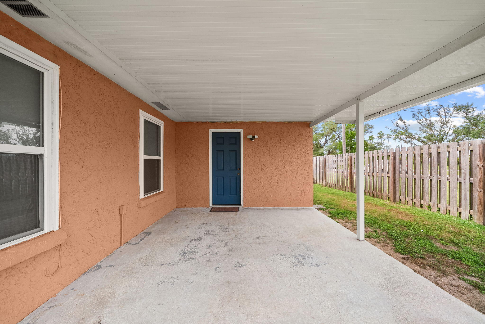 NO RECORDED SUBDIVISION - Residential