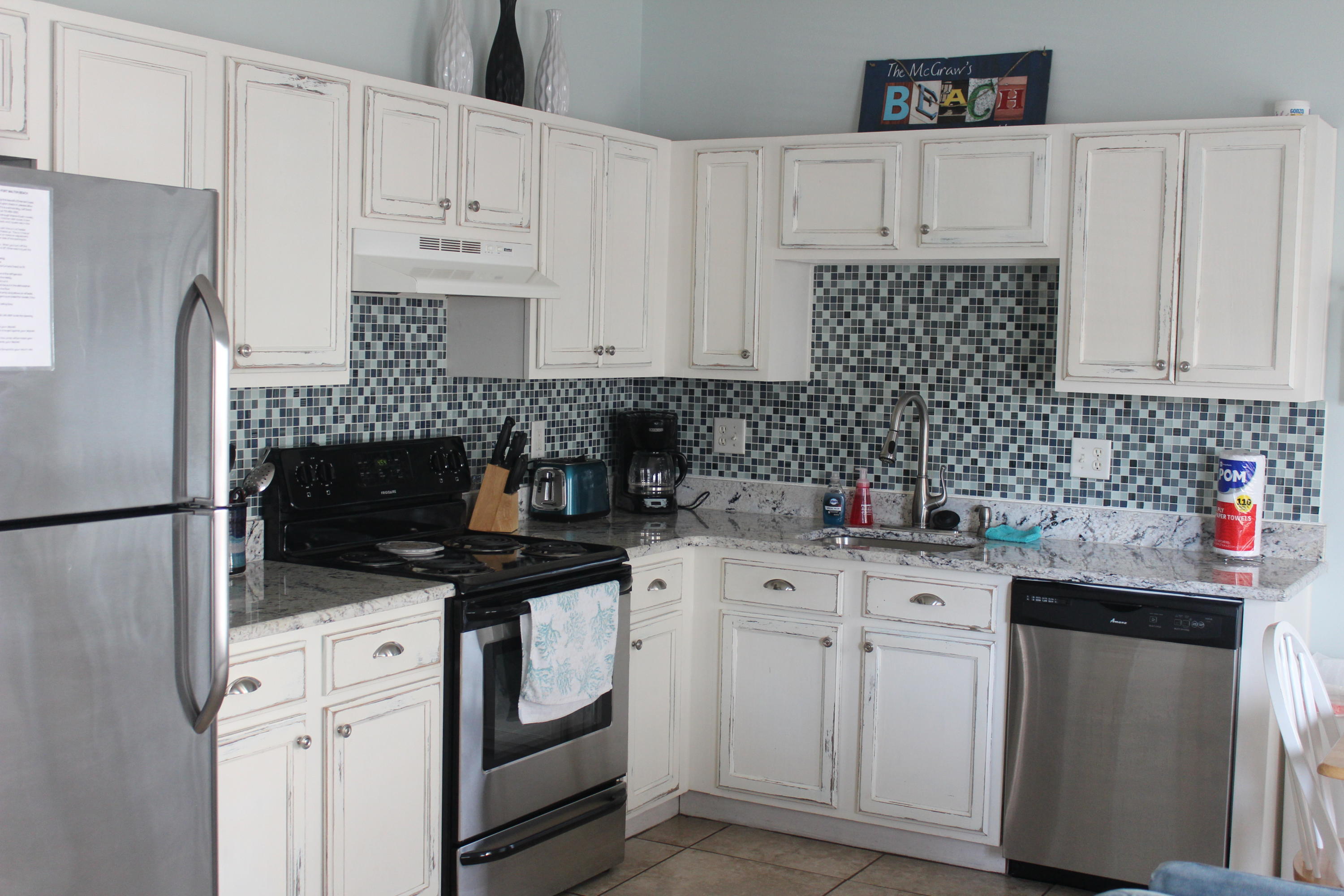 SUNSET COTTAGES CONDO - Residential