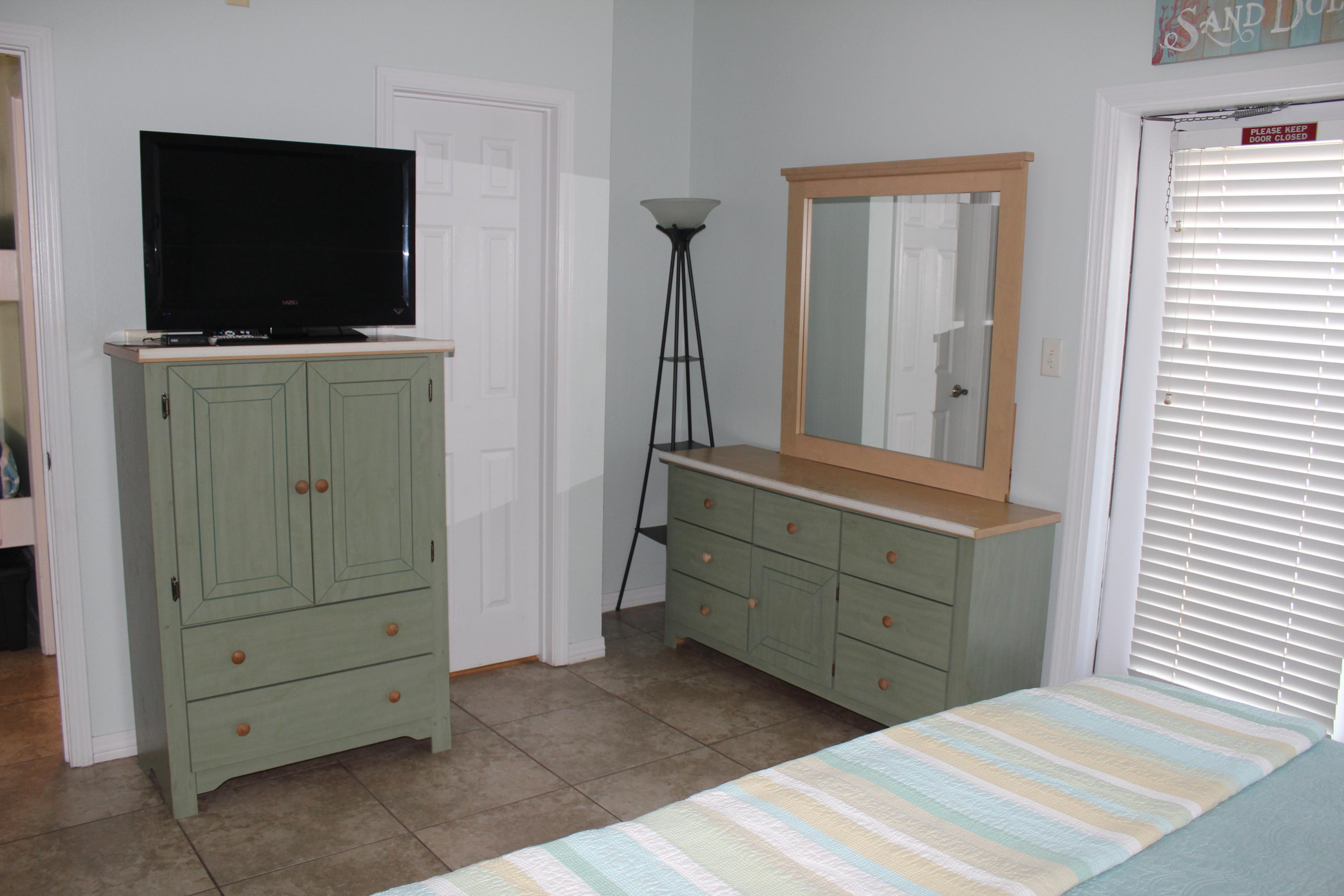 SUNSET COTTAGES CONDO - Residential