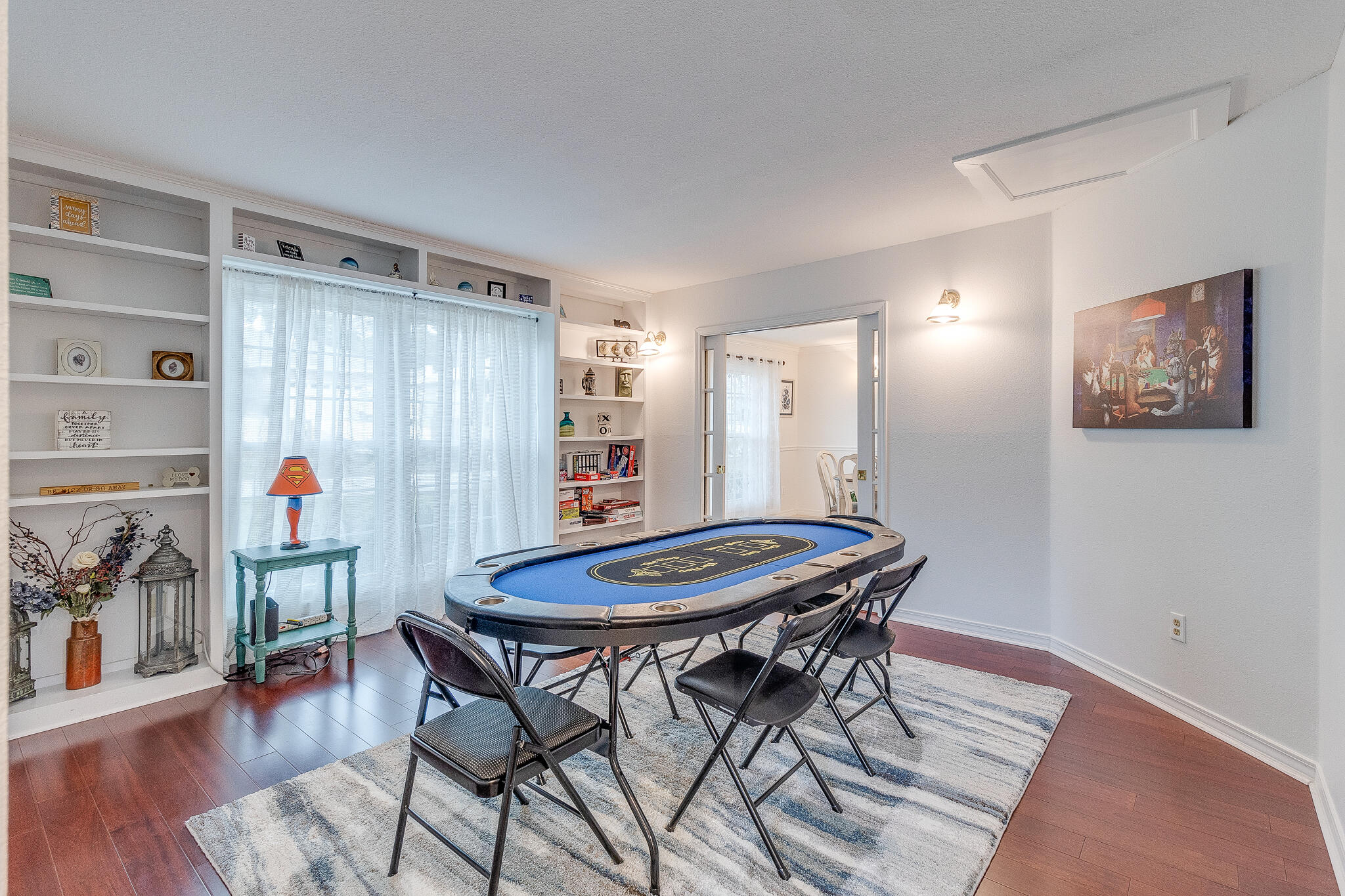 MARCUS POINTE - Residential
