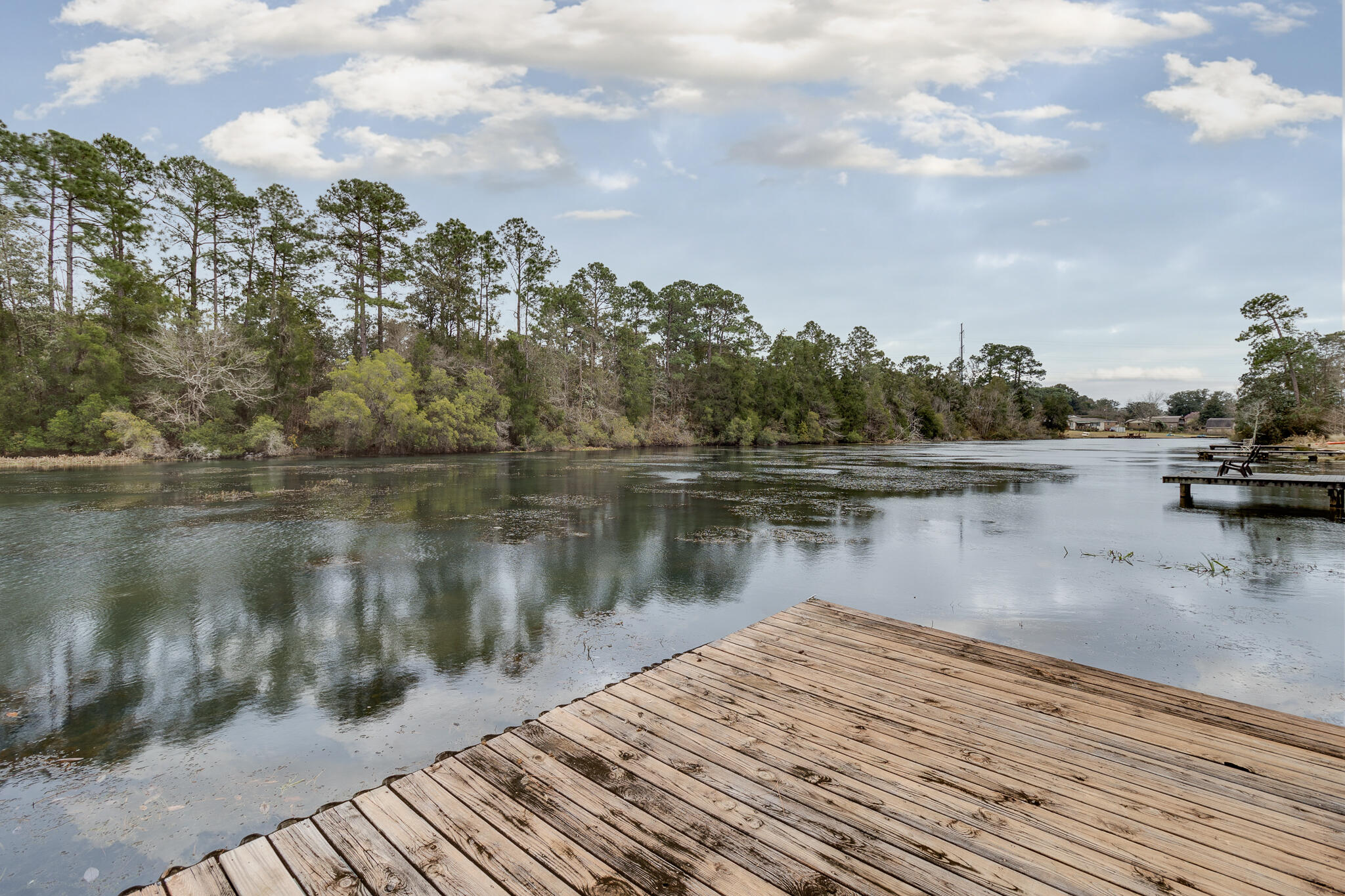 MARCUS POINTE - Residential