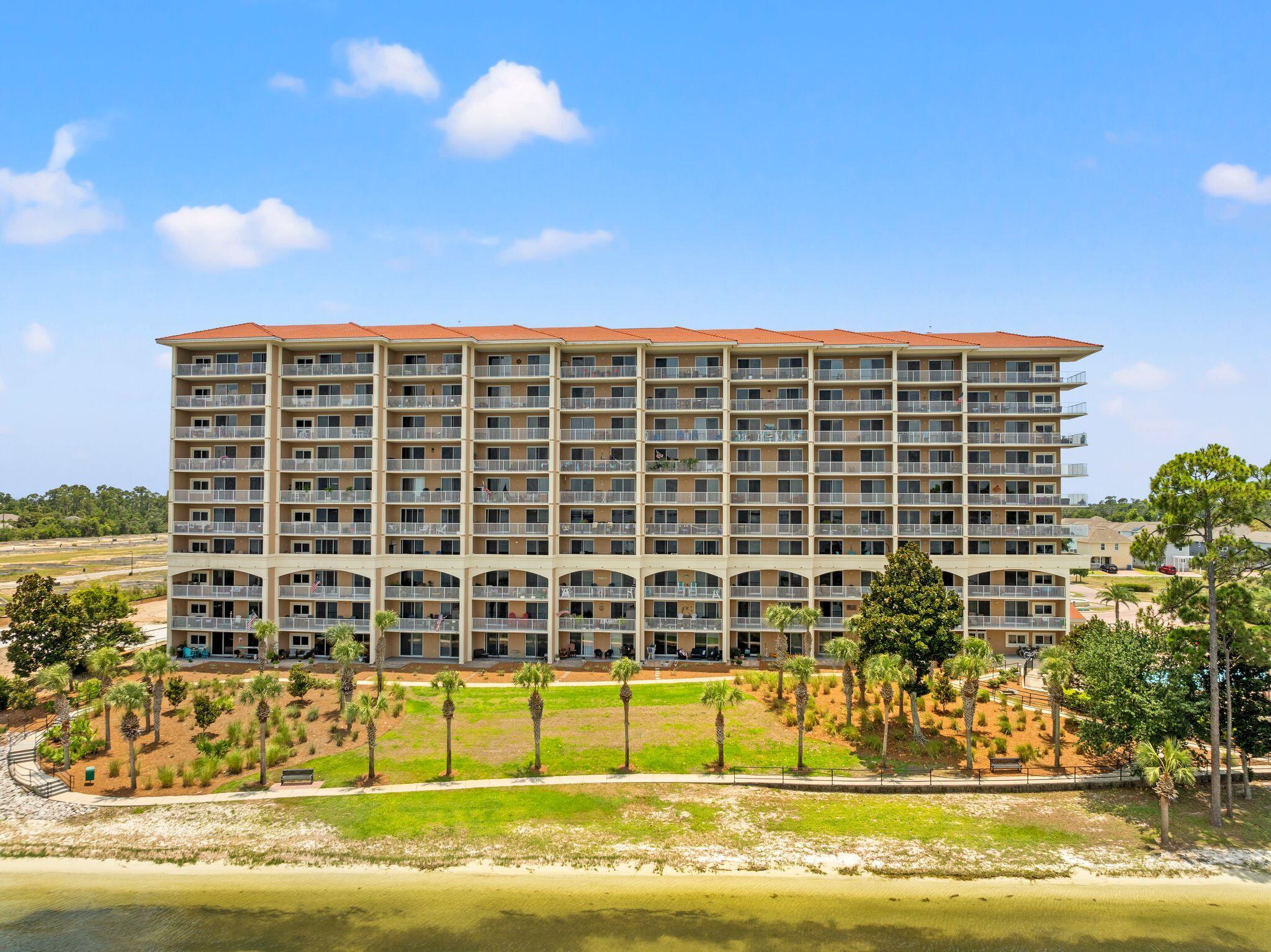 MAGNOLIA BAY CLUB T/H PH 1 - Residential