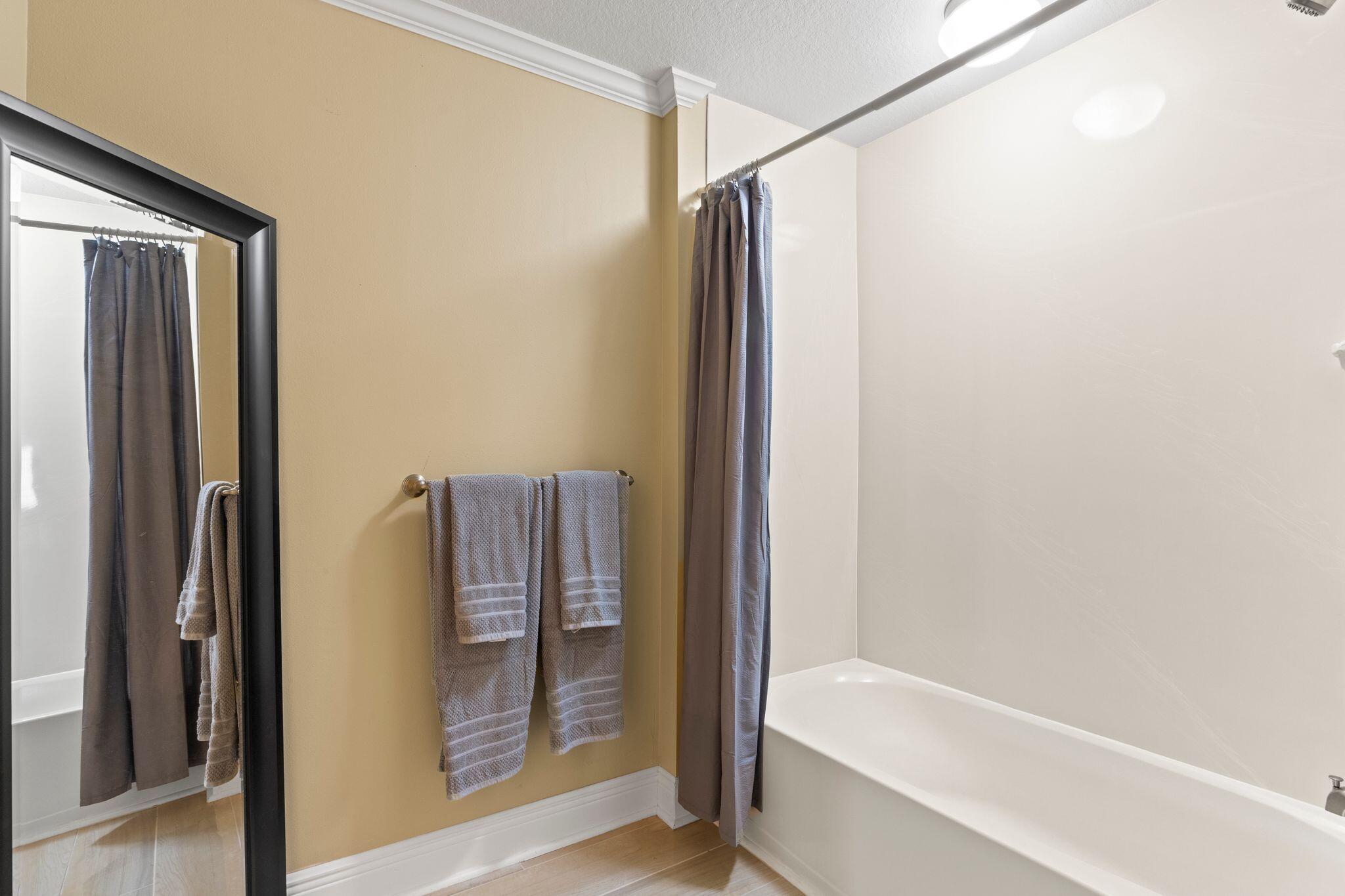 MAGNOLIA BAY CLUB T/H PH 1 - Residential