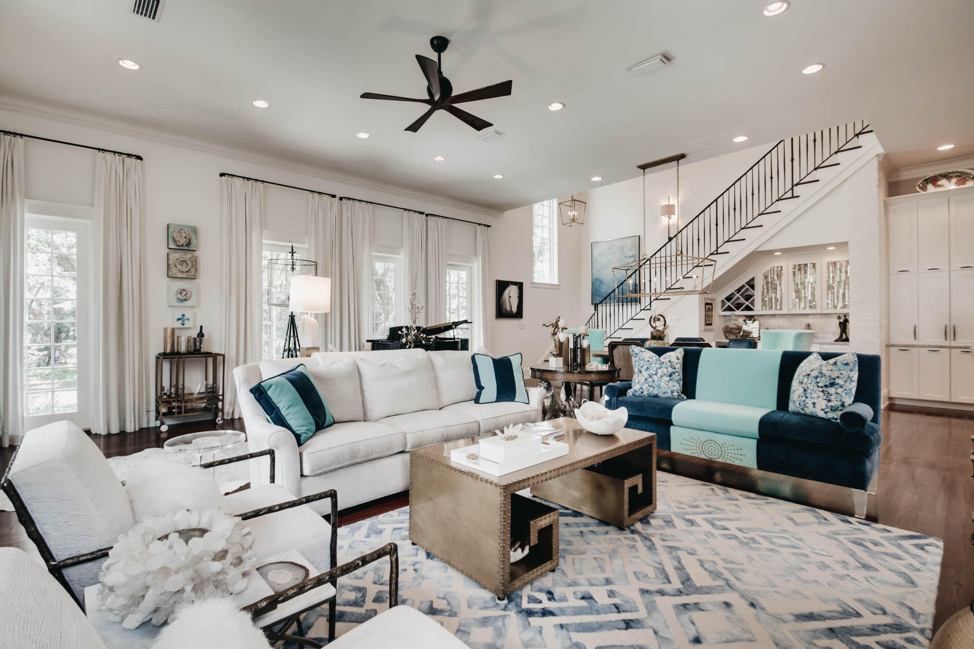 CHURCHILL OAKS - Residential