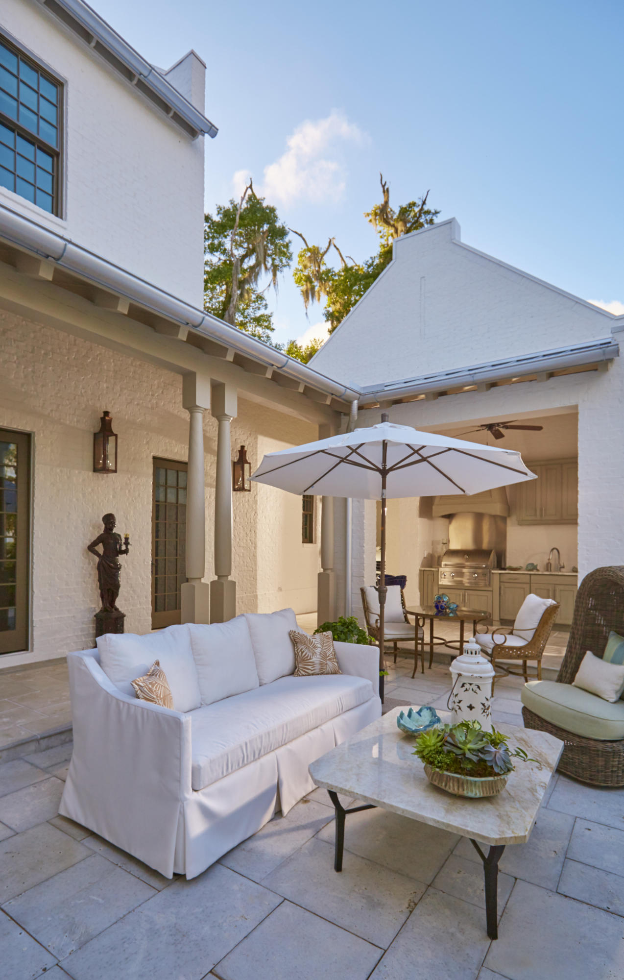 CHURCHILL OAKS - Residential