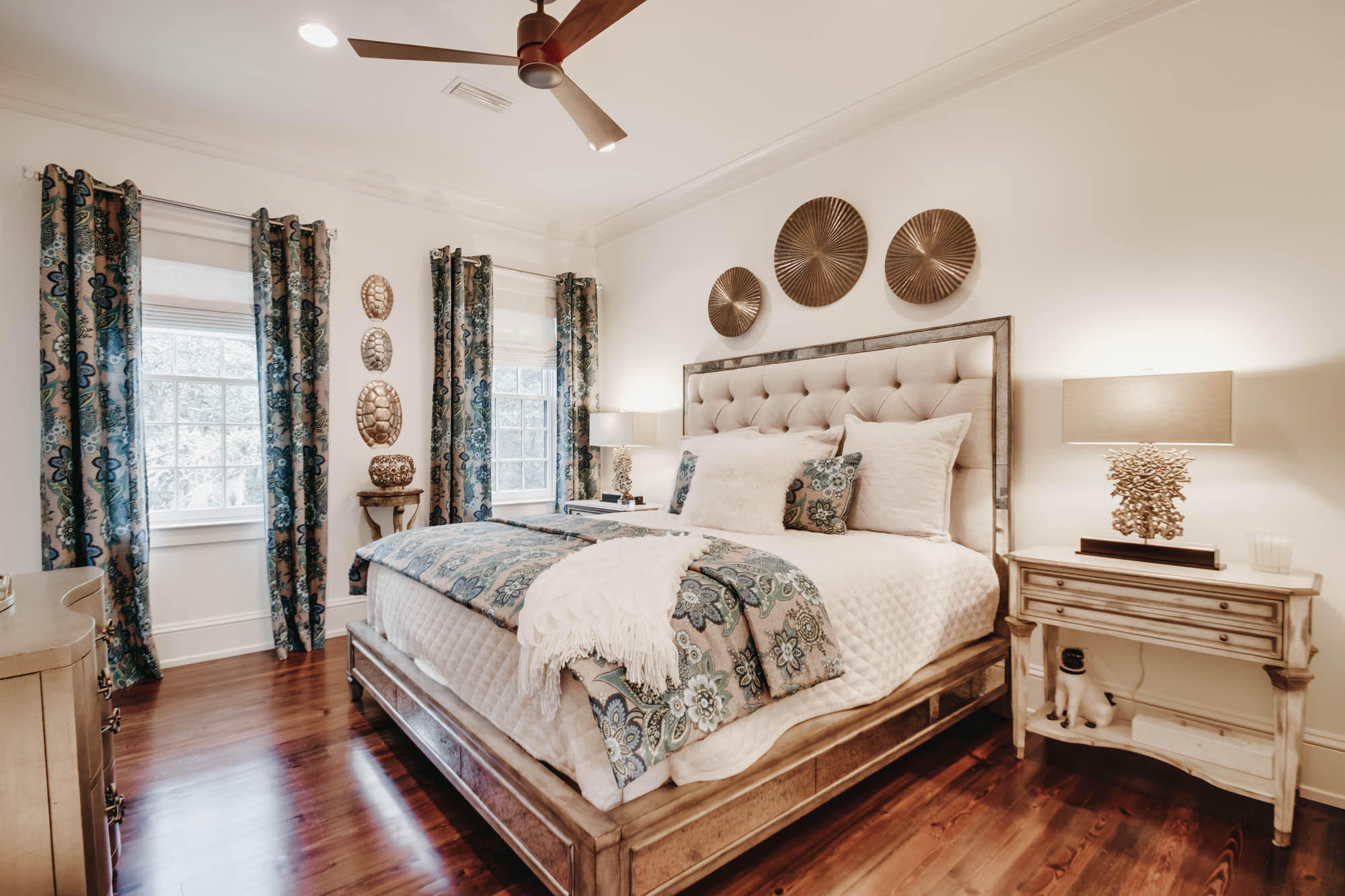 CHURCHILL OAKS - Residential