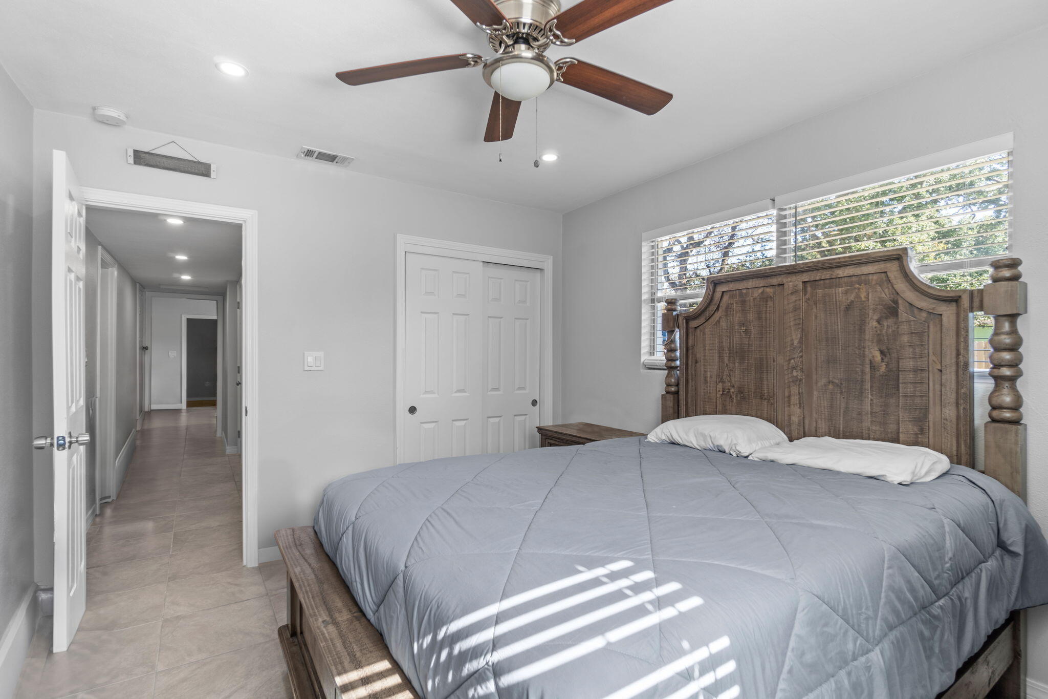 MONTCLAIR - Residential