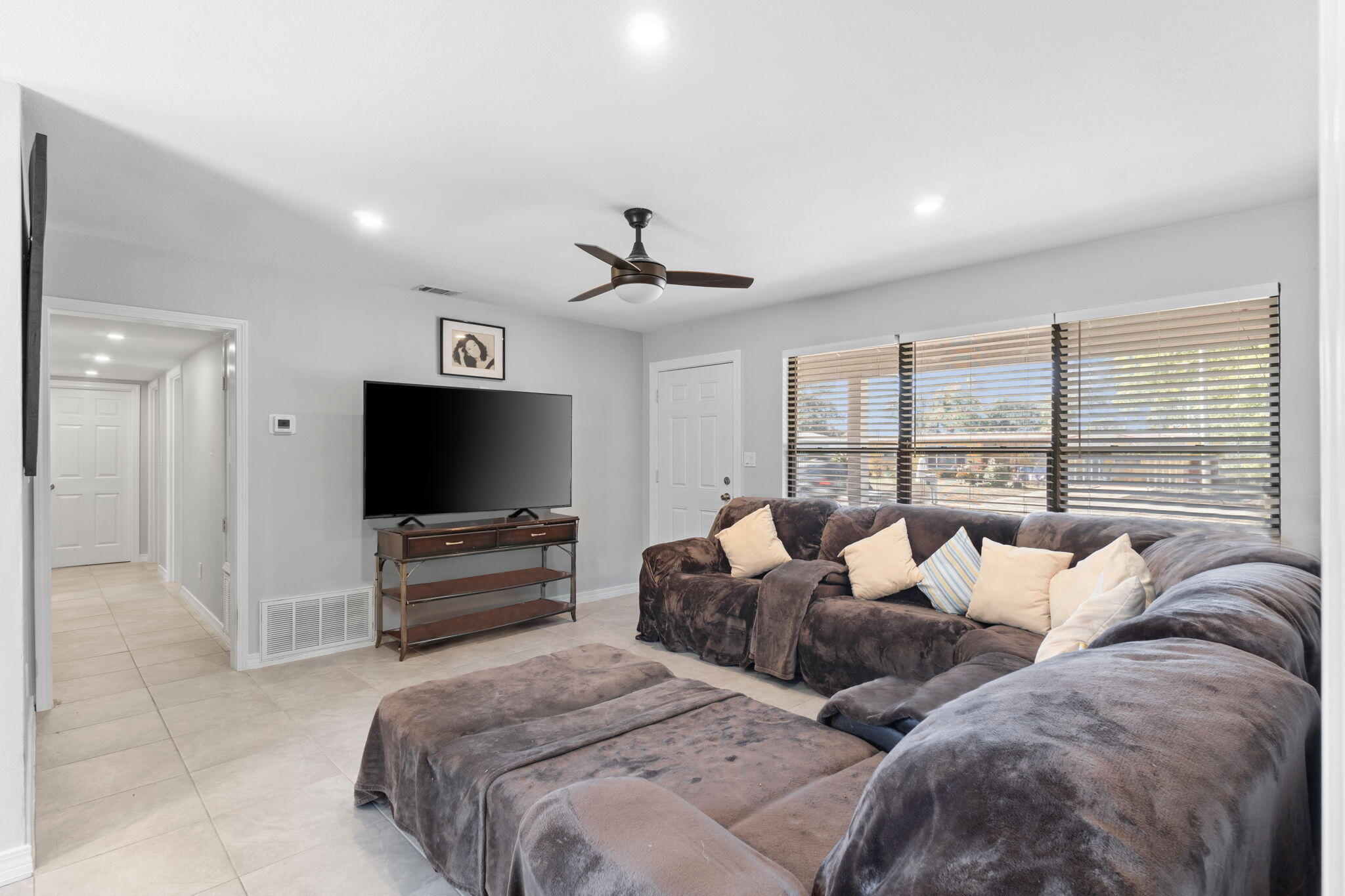 MONTCLAIR - Residential