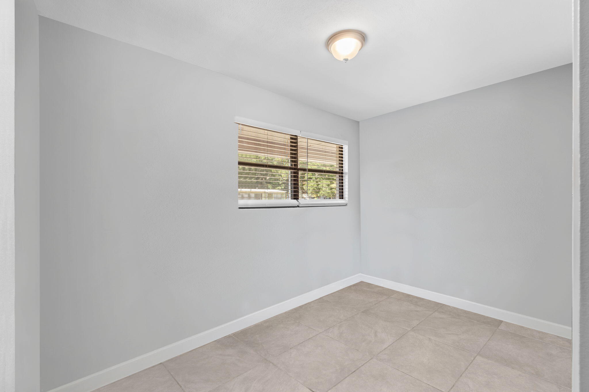 MONTCLAIR - Residential