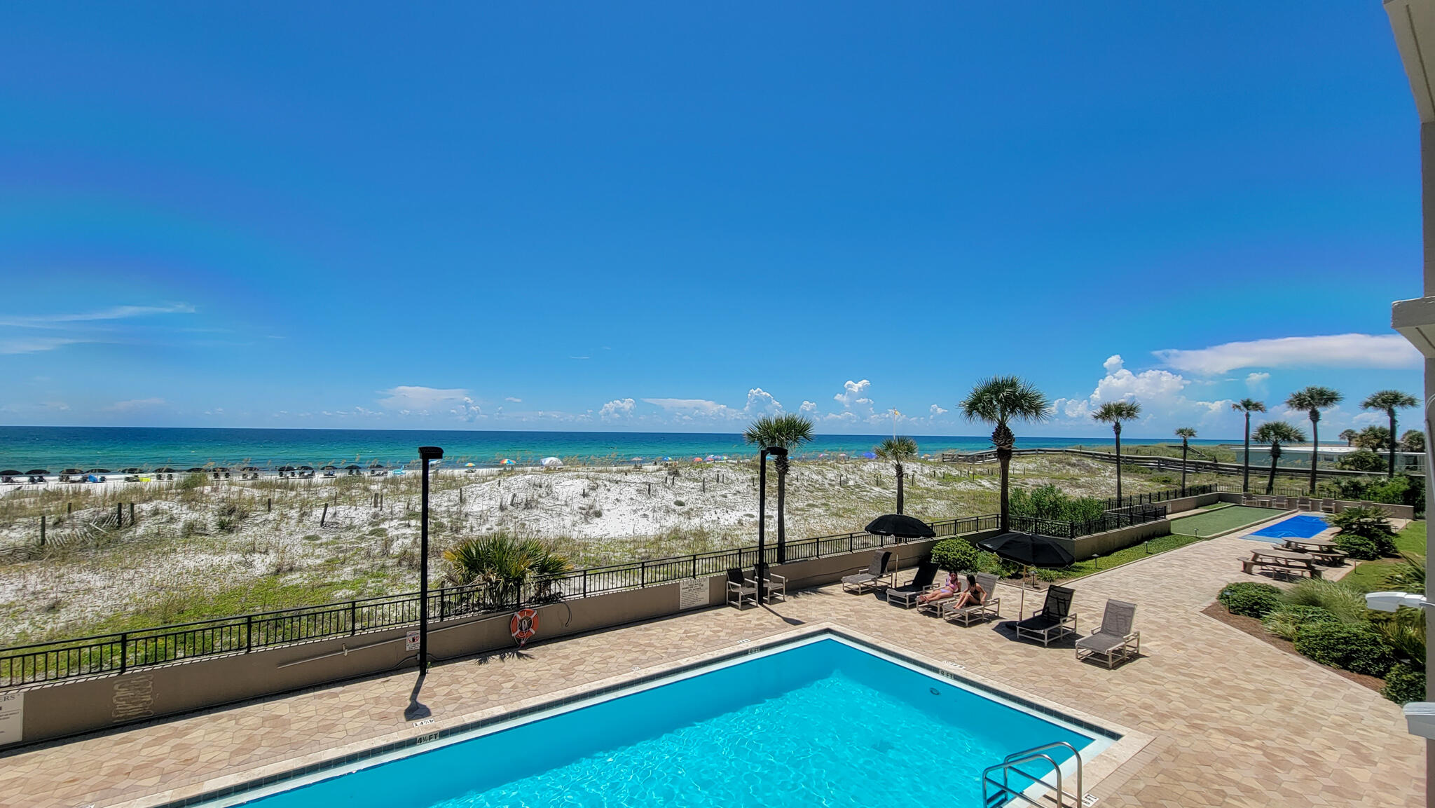 BREAKERS OF FWB PH 1 - Residential