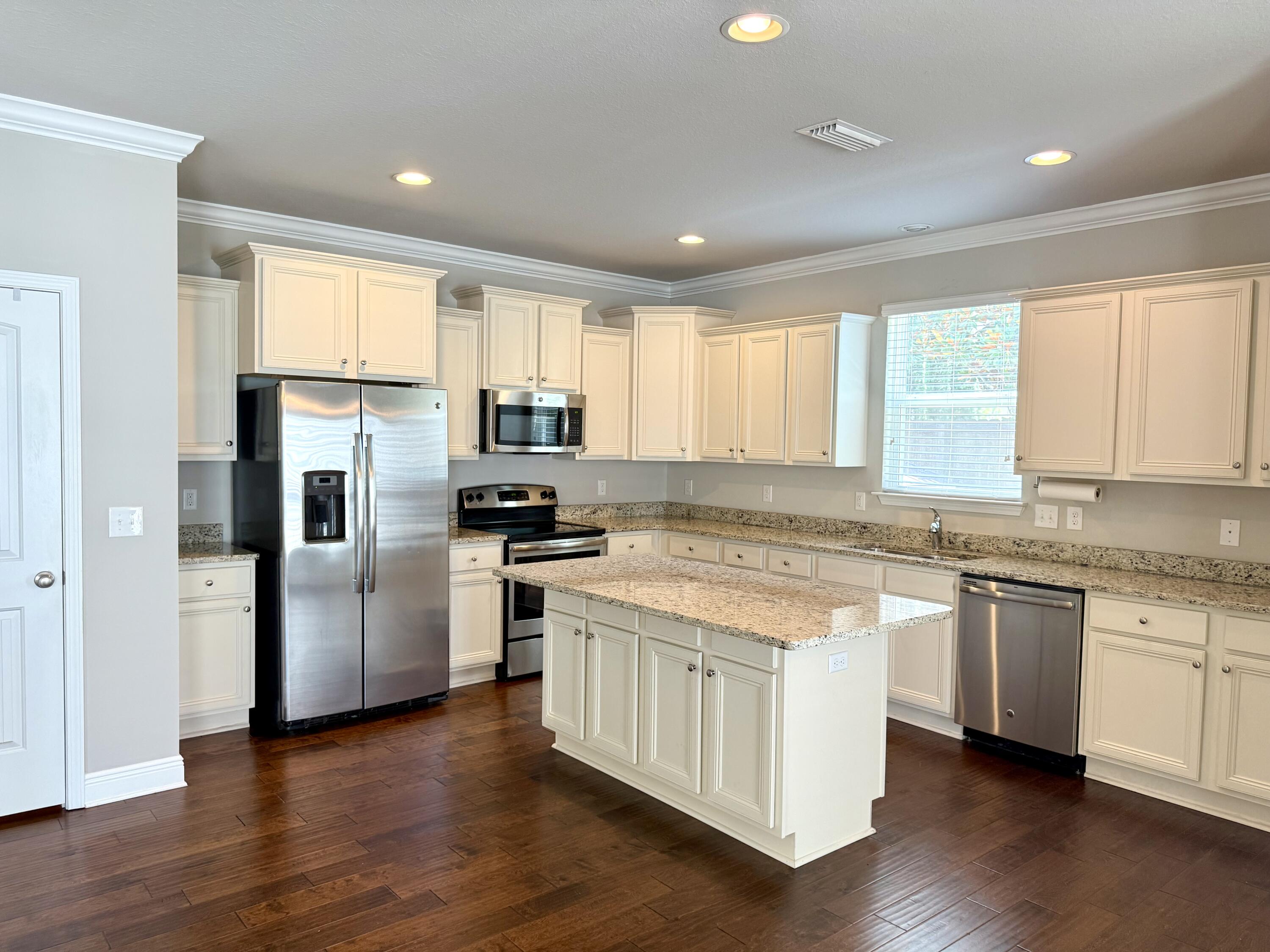 Mosaic Oaks - Residential Lease