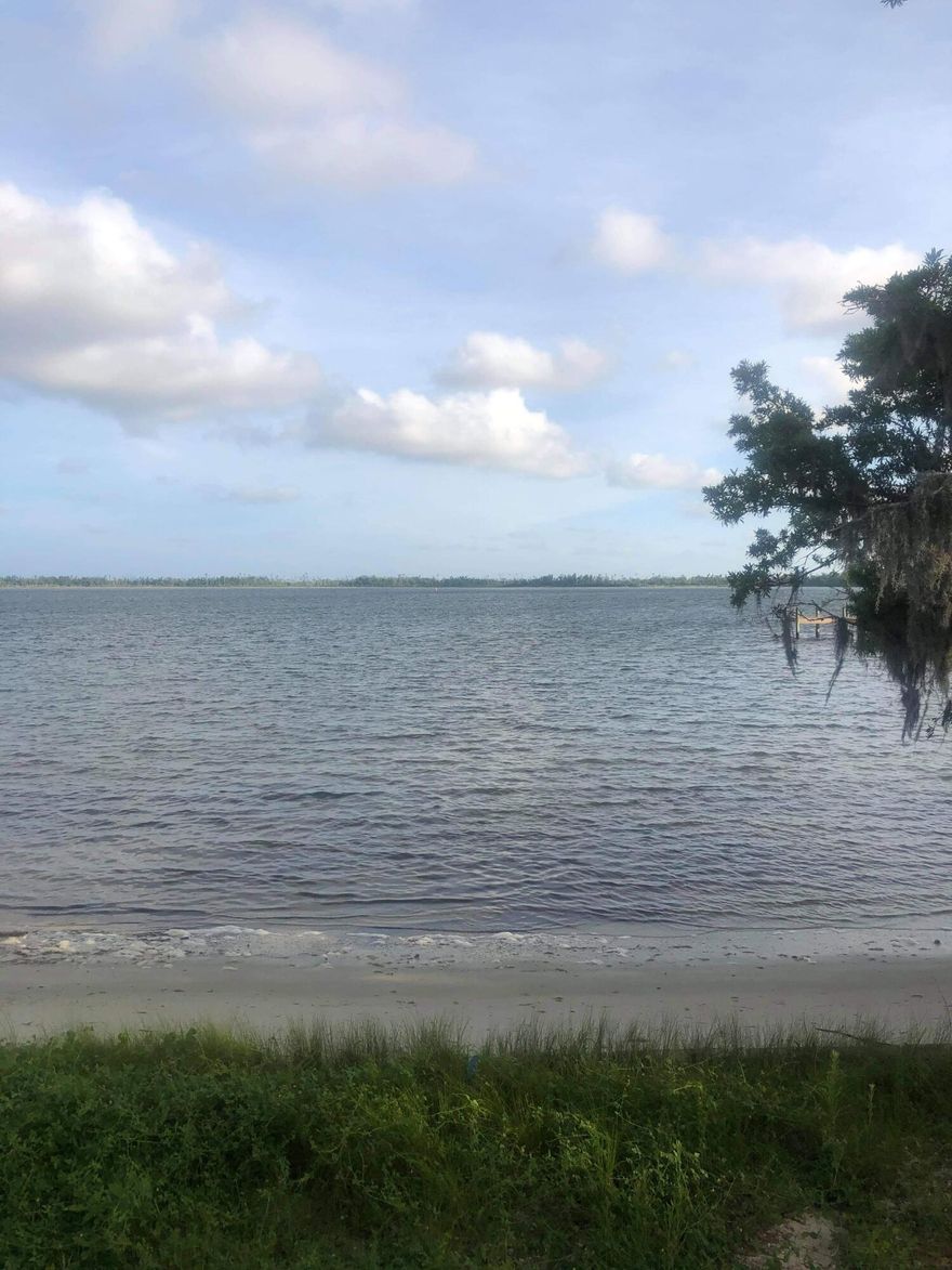 Entered for comp purposes only.