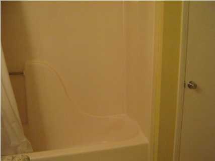 BIENVILLE SQUARE T/H - Residential Lease