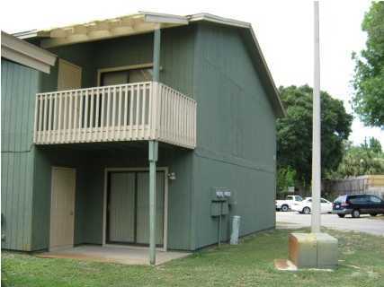 BIENVILLE SQUARE T/H - Residential Lease