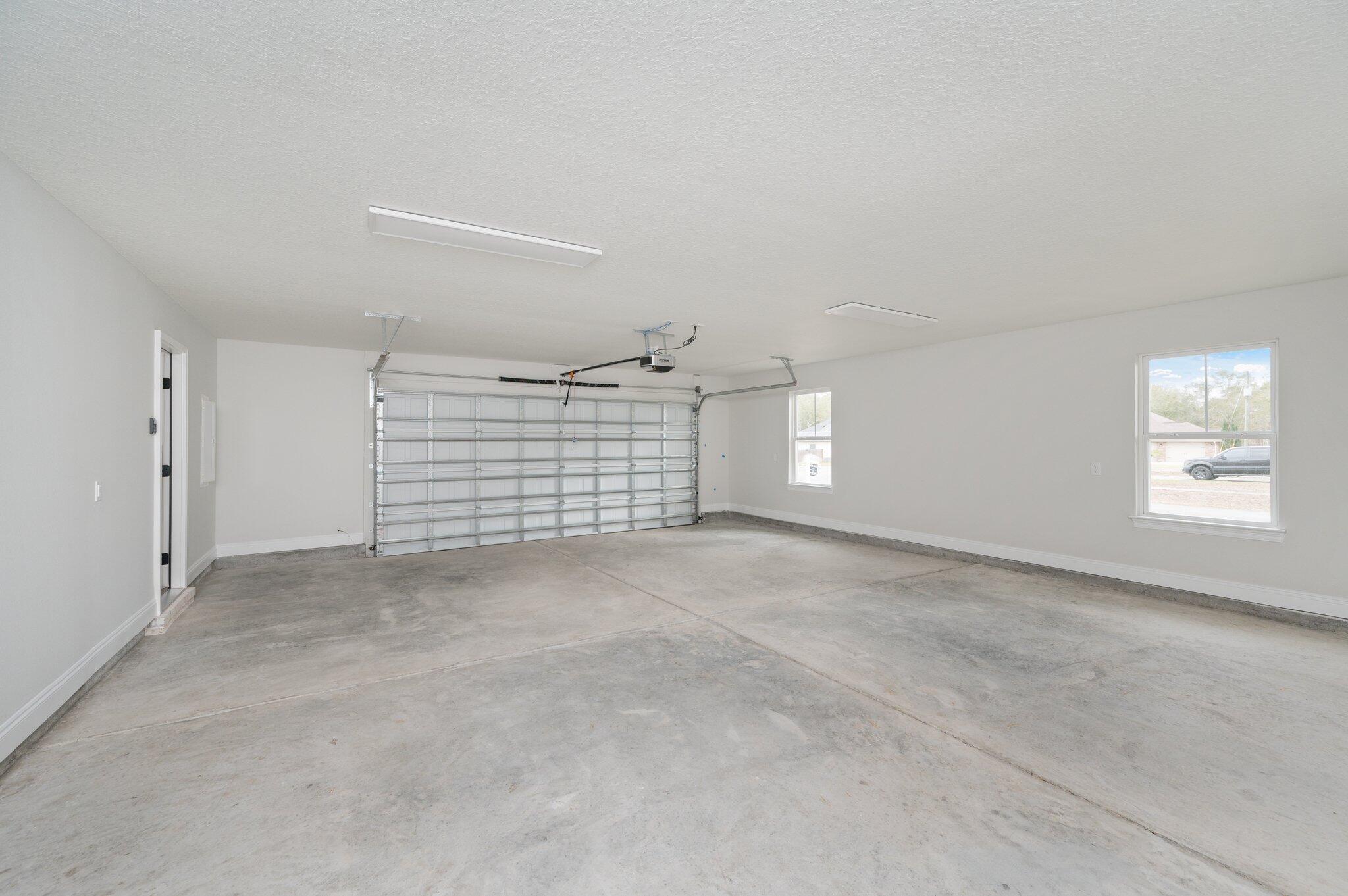 HOMEWOOD EST - Residential