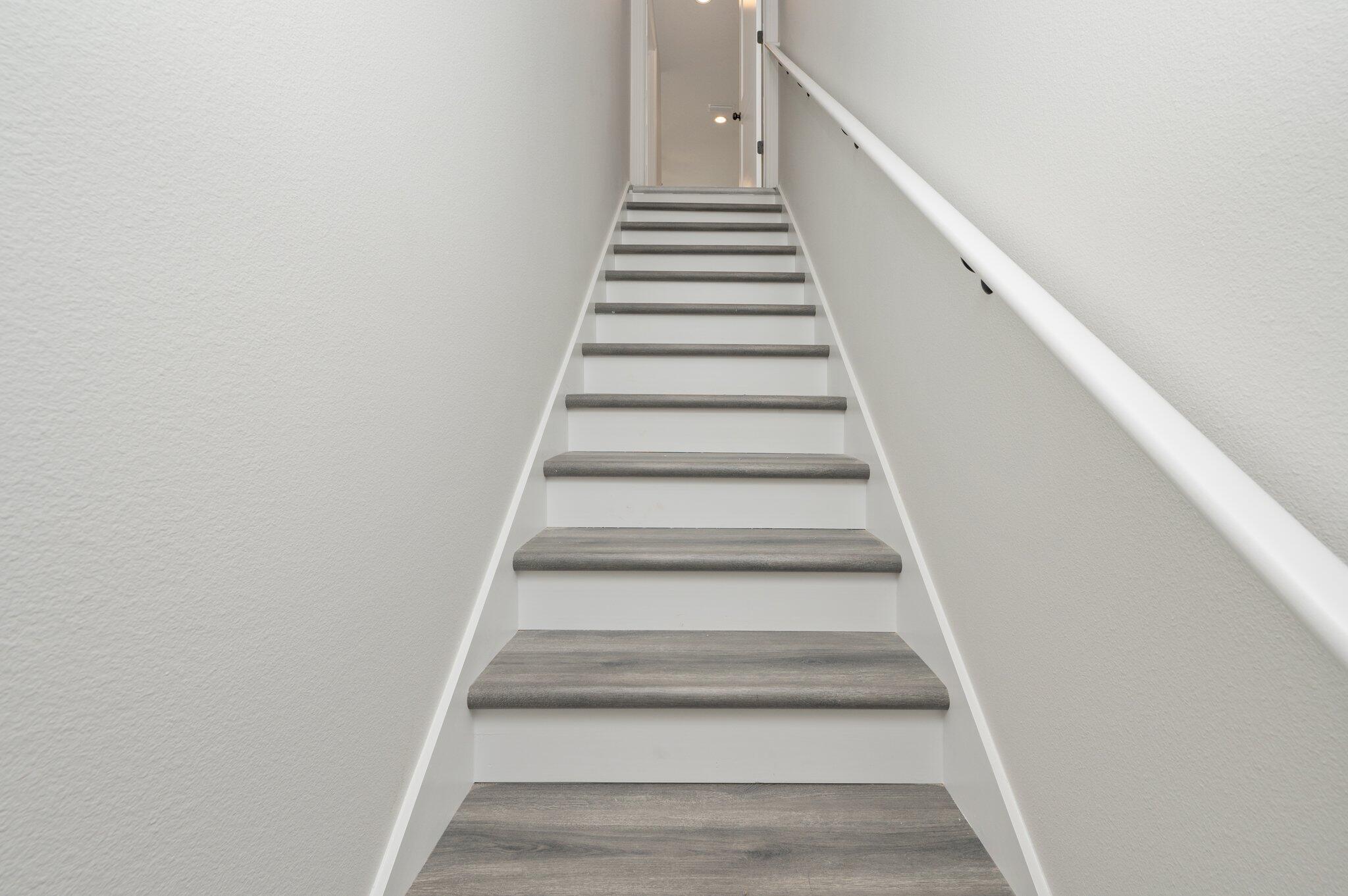 HOMEWOOD EST - Residential