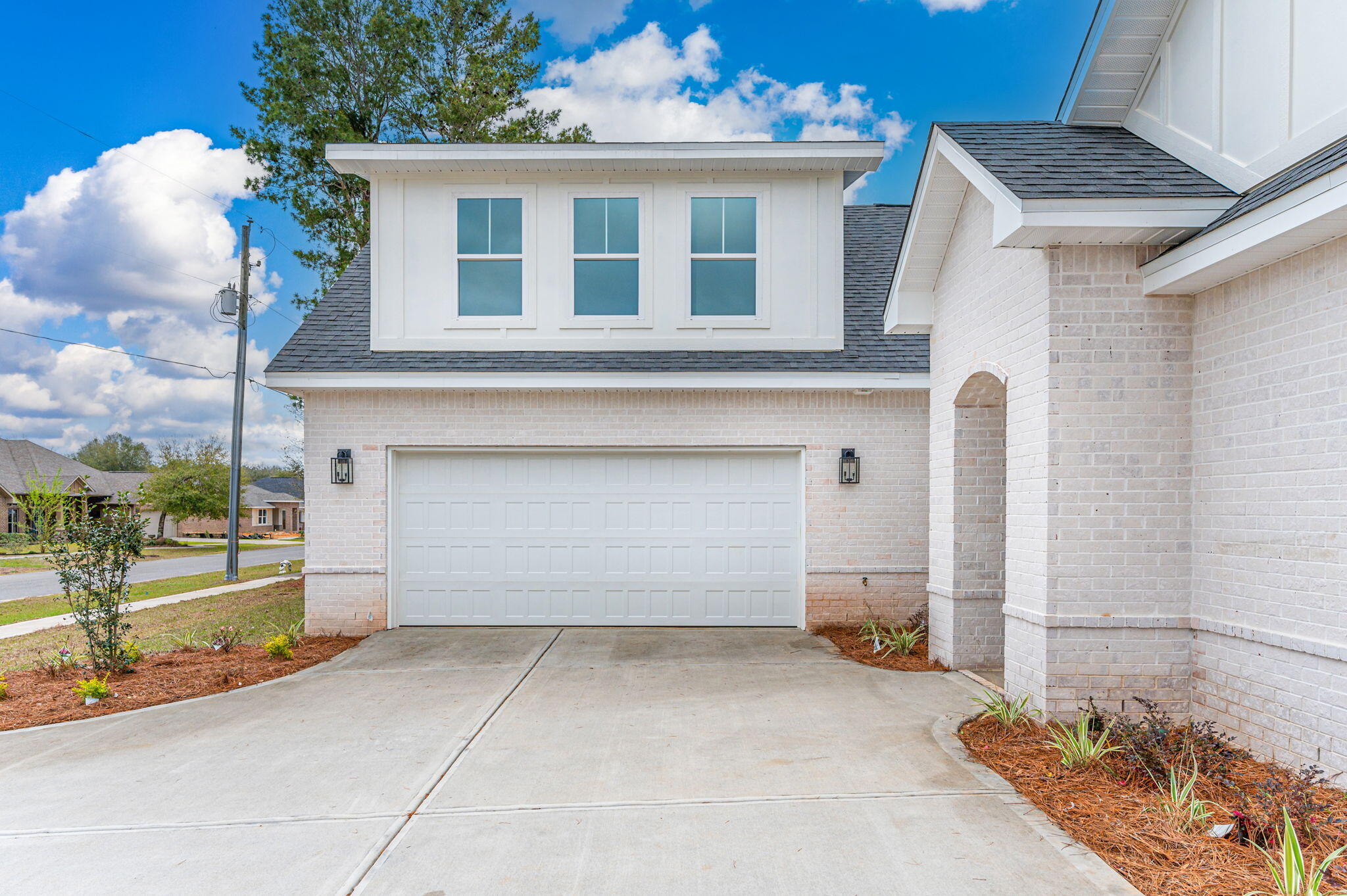 HOMEWOOD EST - Residential