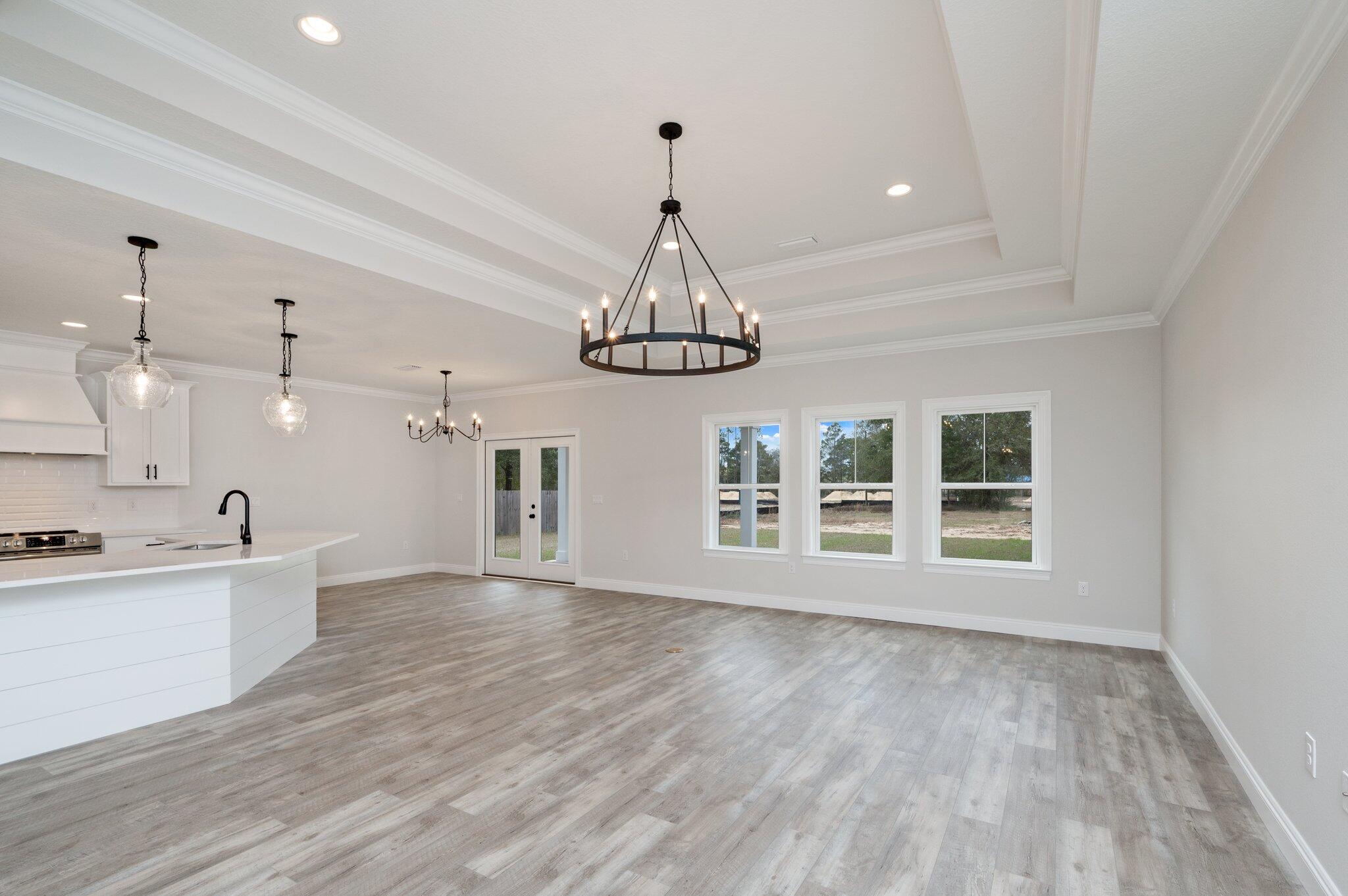 HOMEWOOD EST - Residential