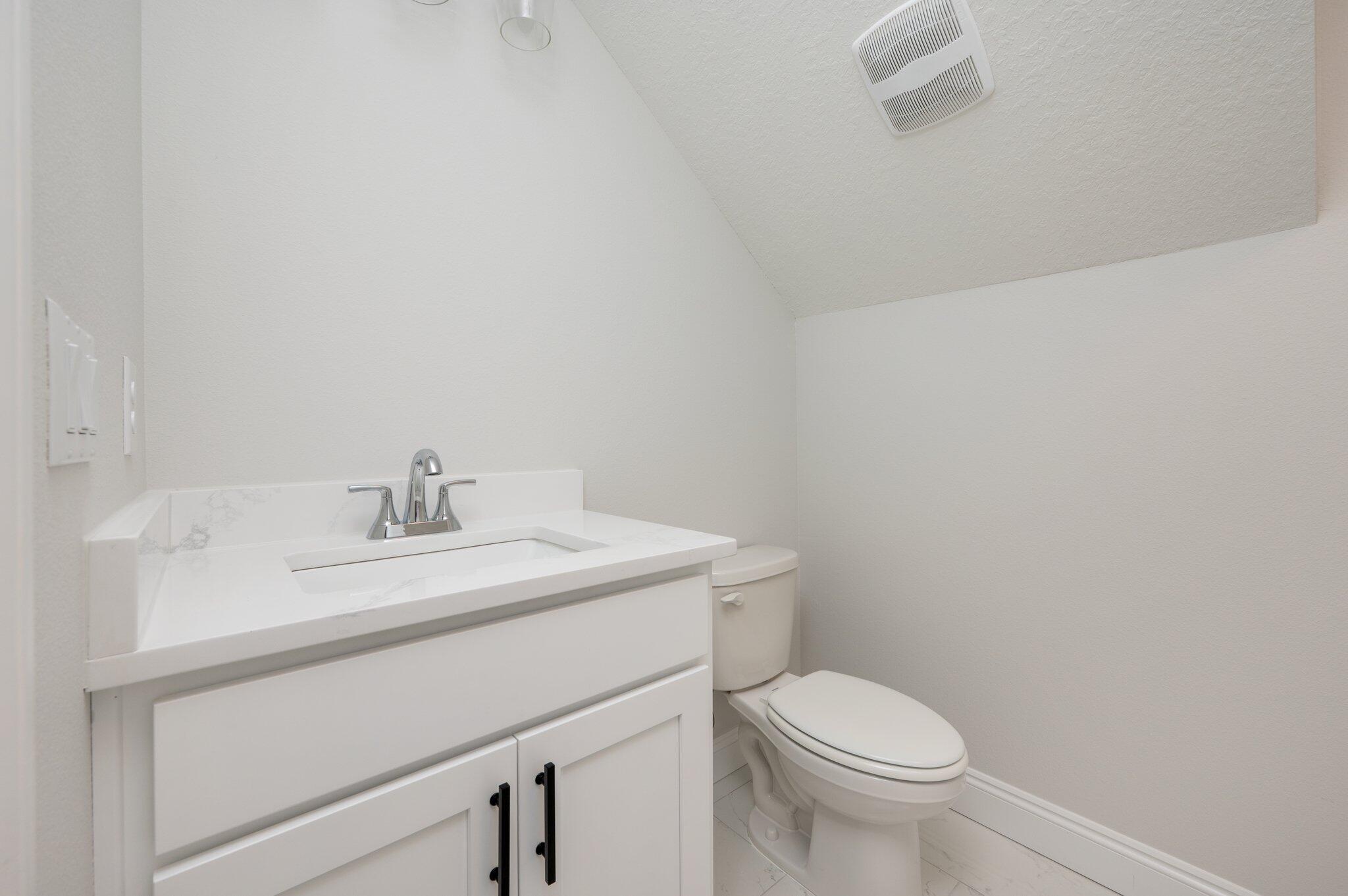 HOMEWOOD EST - Residential