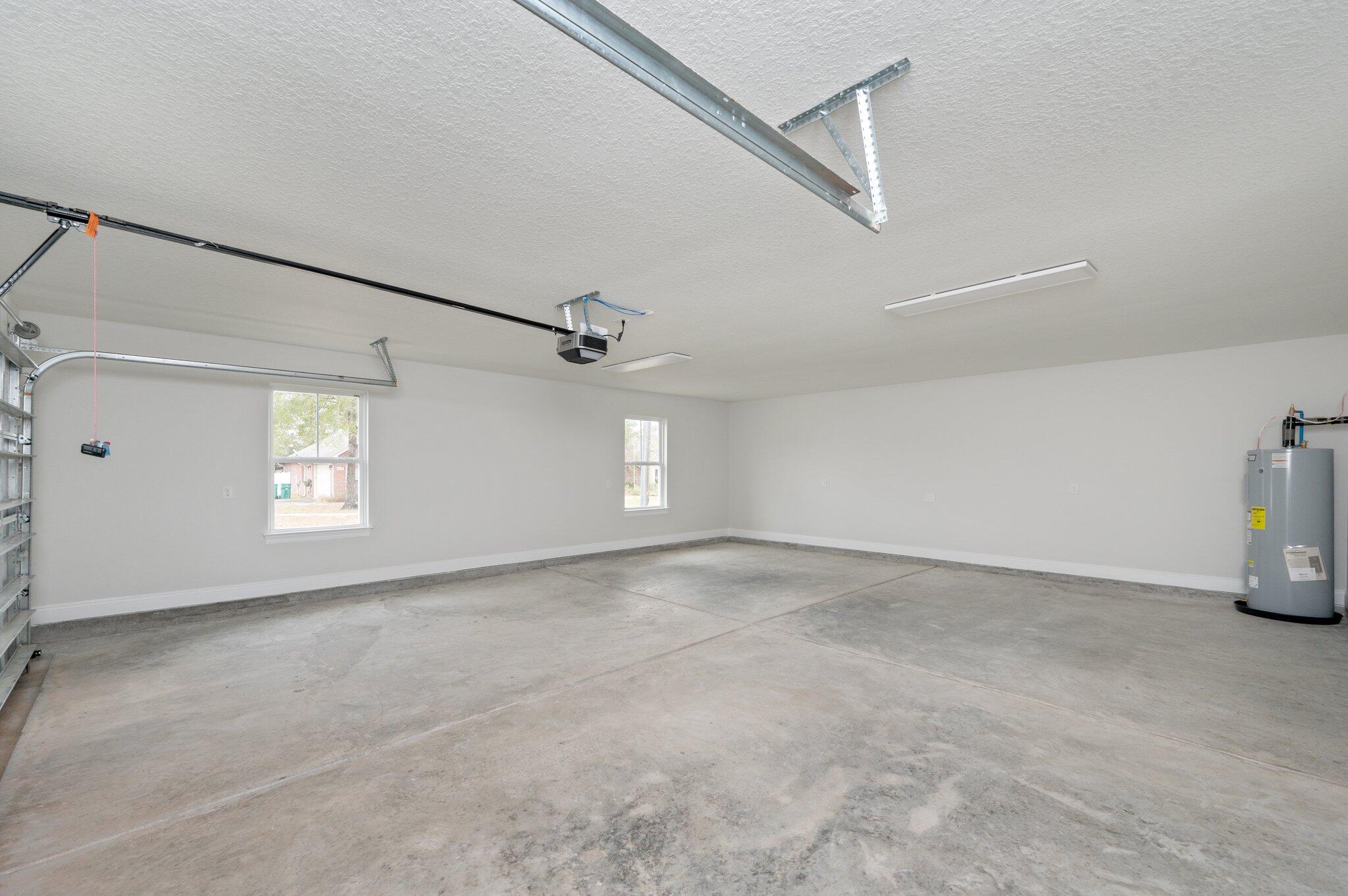 HOMEWOOD EST - Residential