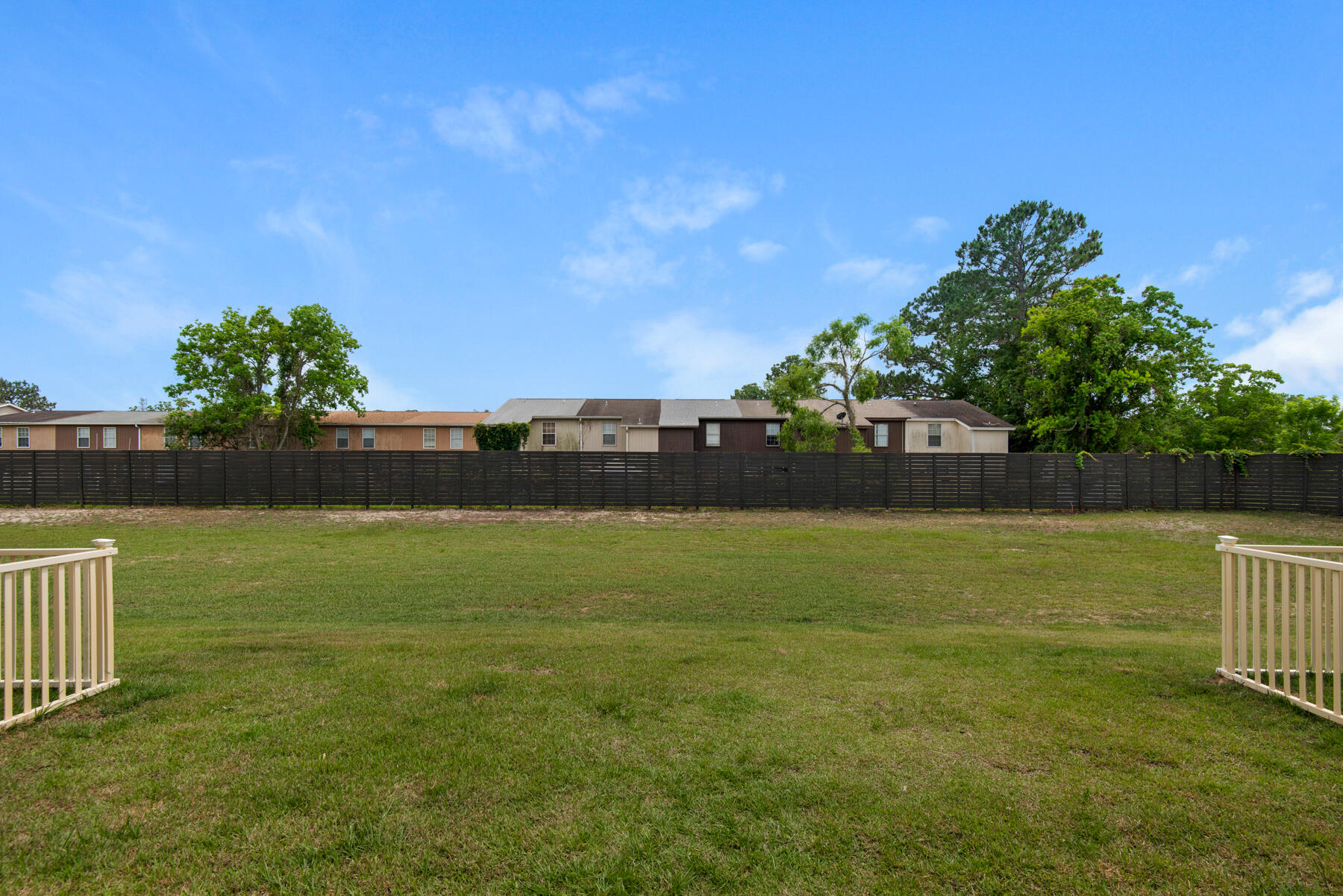 STABLE LANES - Residential Lease