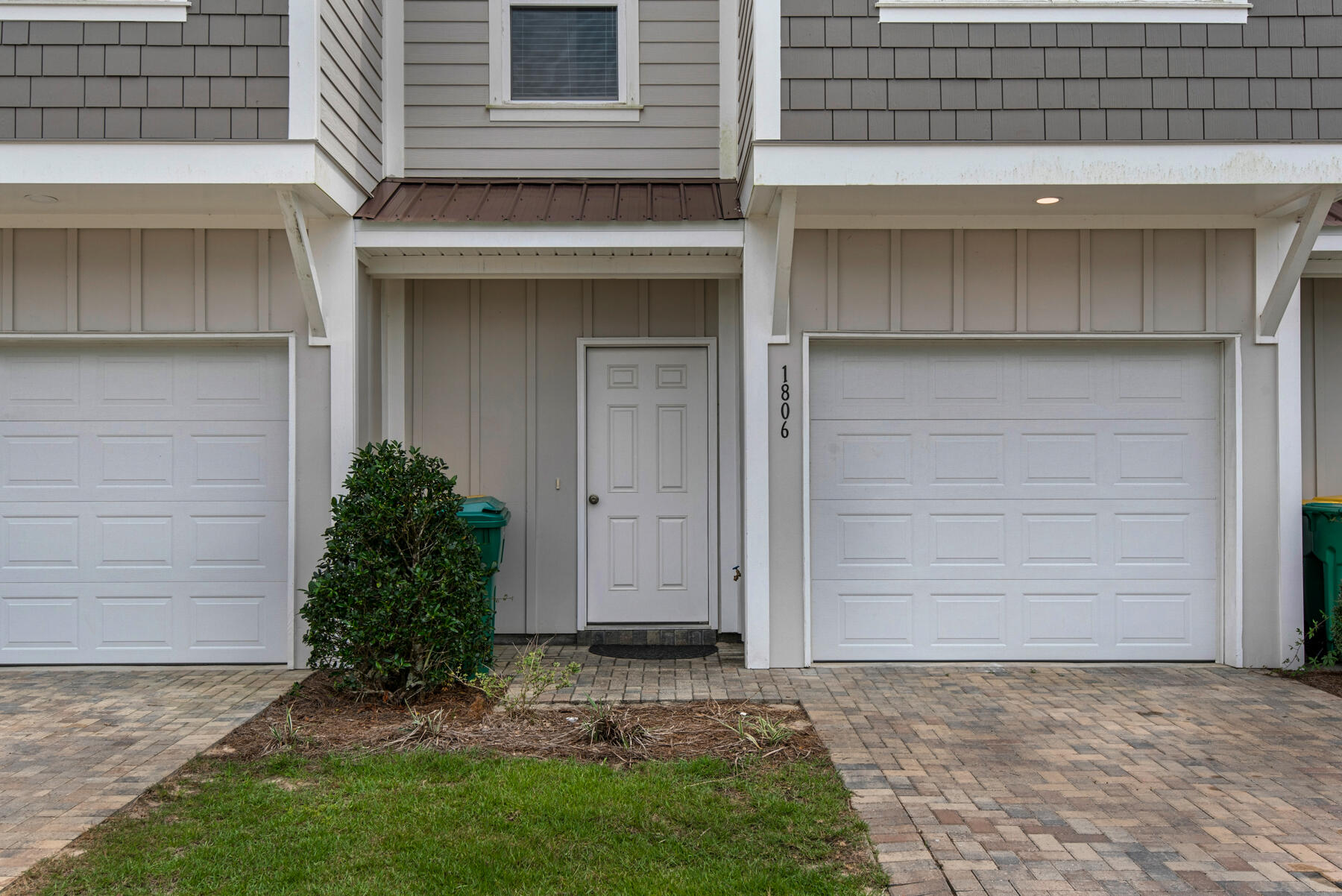 STABLE LANES - Residential Lease