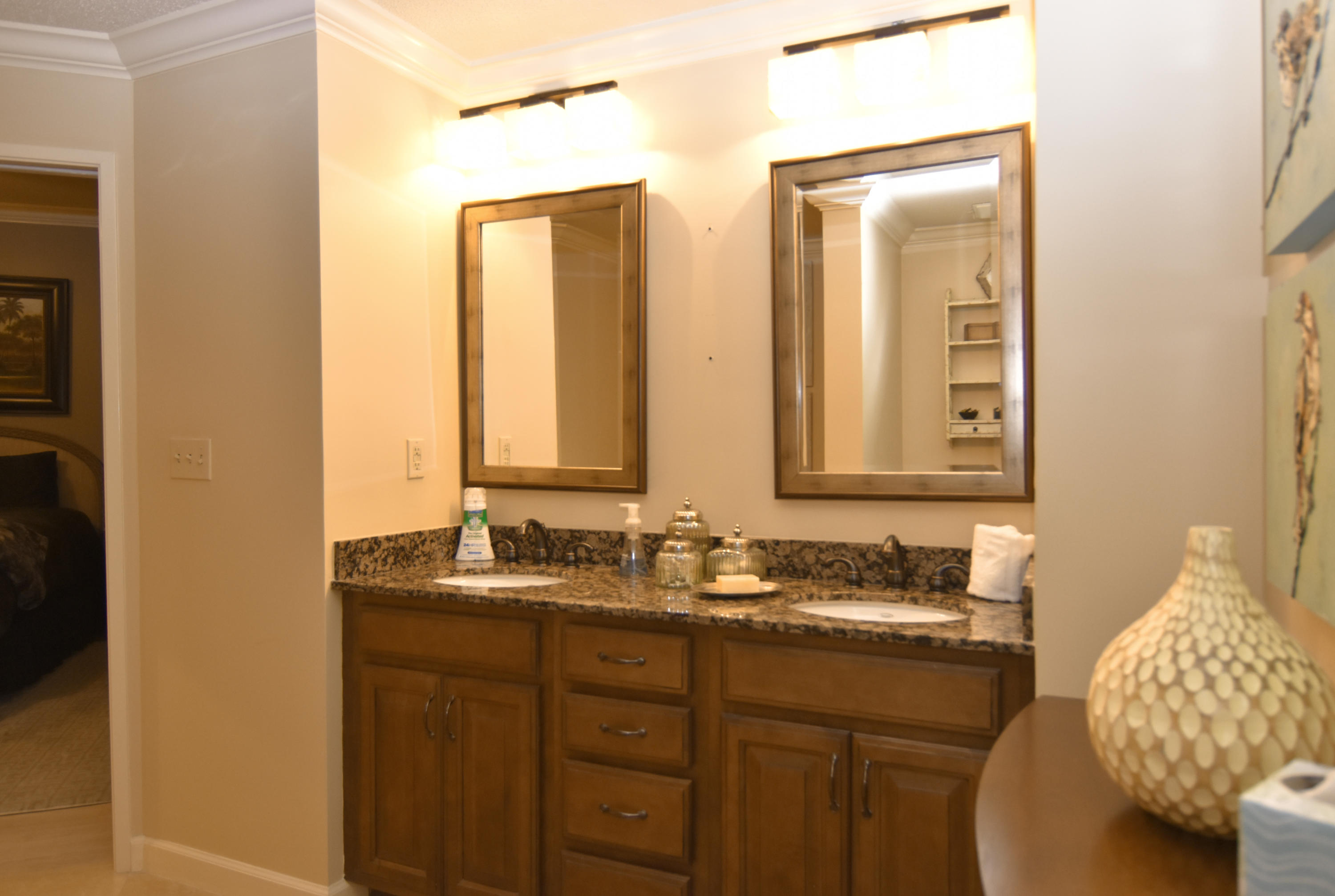 TIDES AT TOPS'L - Residential