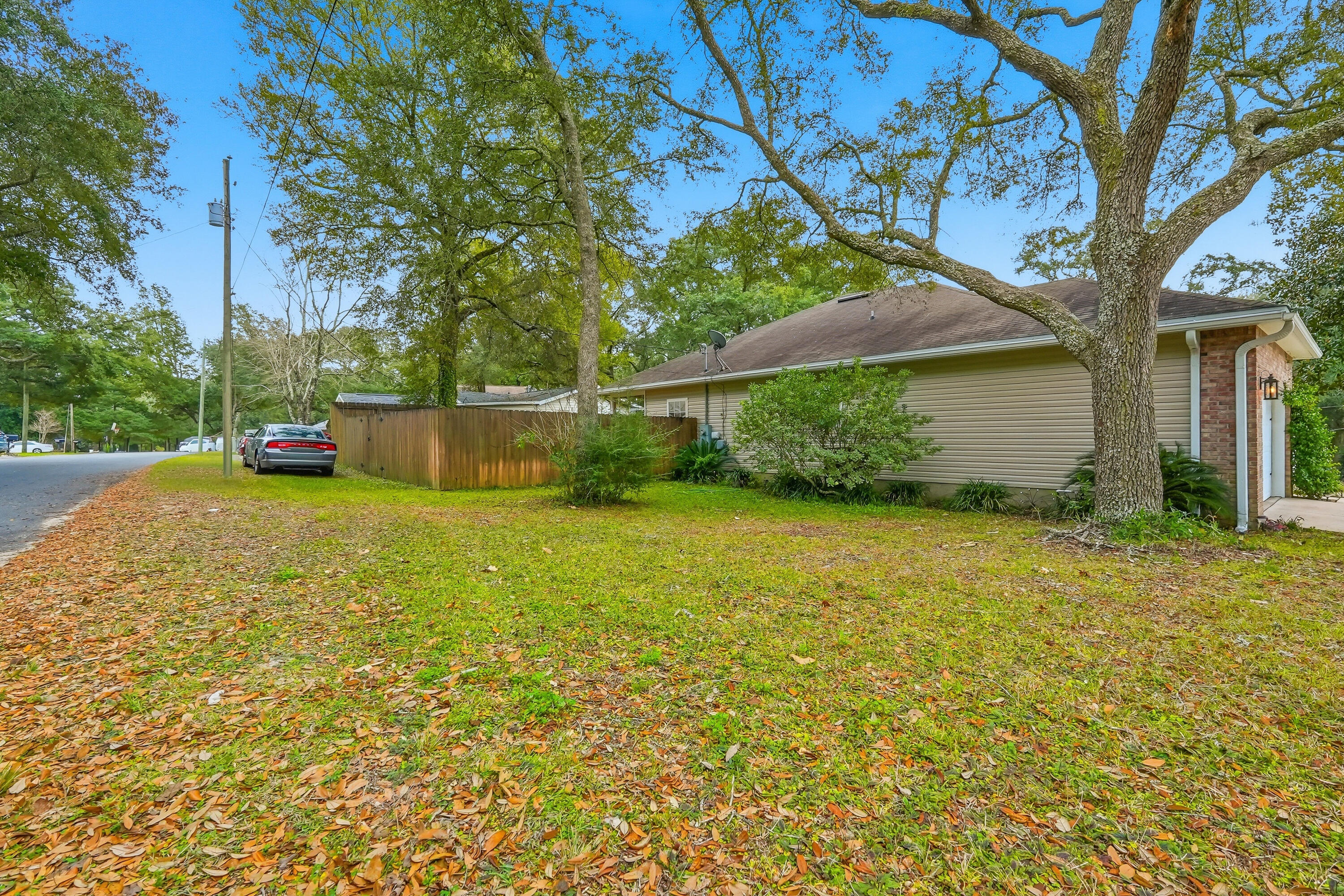 VALPARAISO PINECREST 6 - Residential