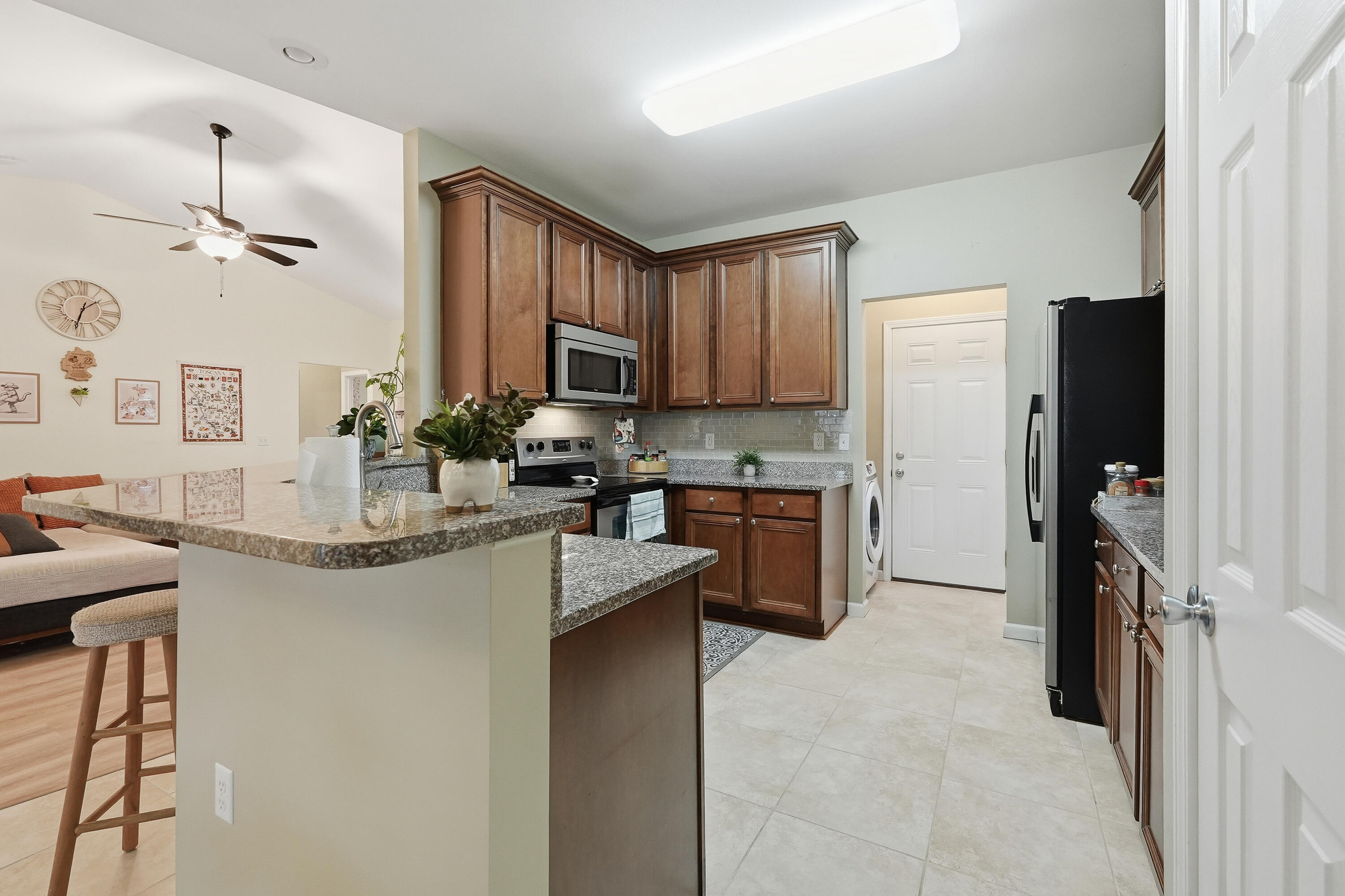 VALPARAISO PINECREST 6 - Residential