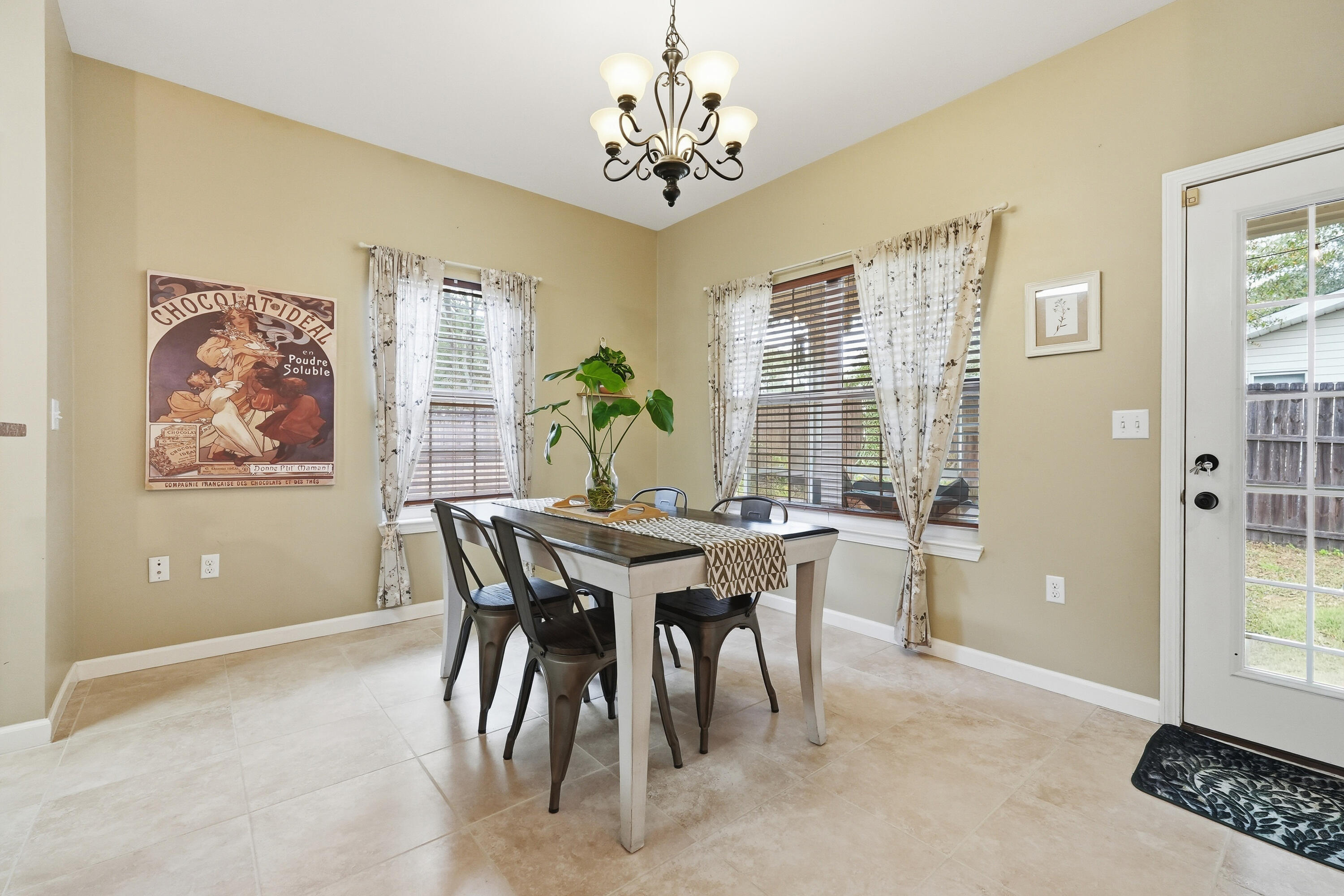 VALPARAISO PINECREST 6 - Residential