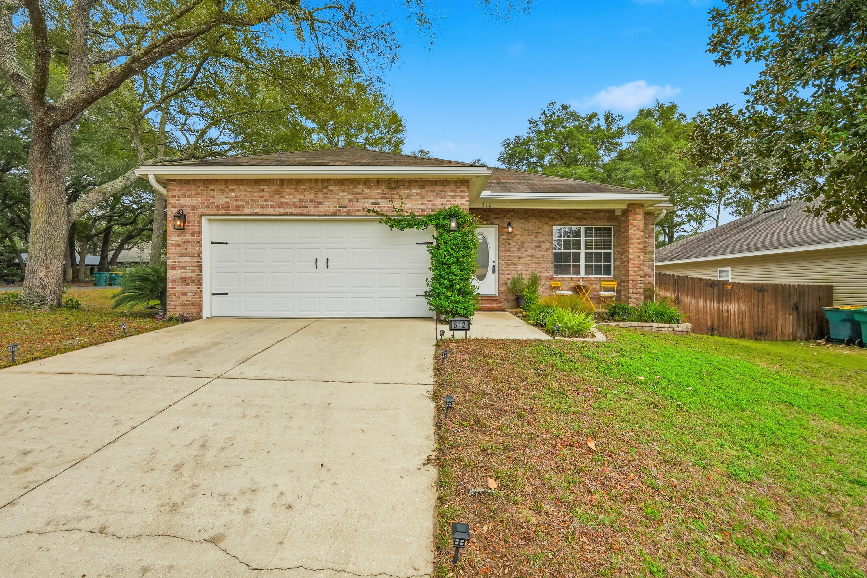 VALPARAISO PINECREST 6 - Residential