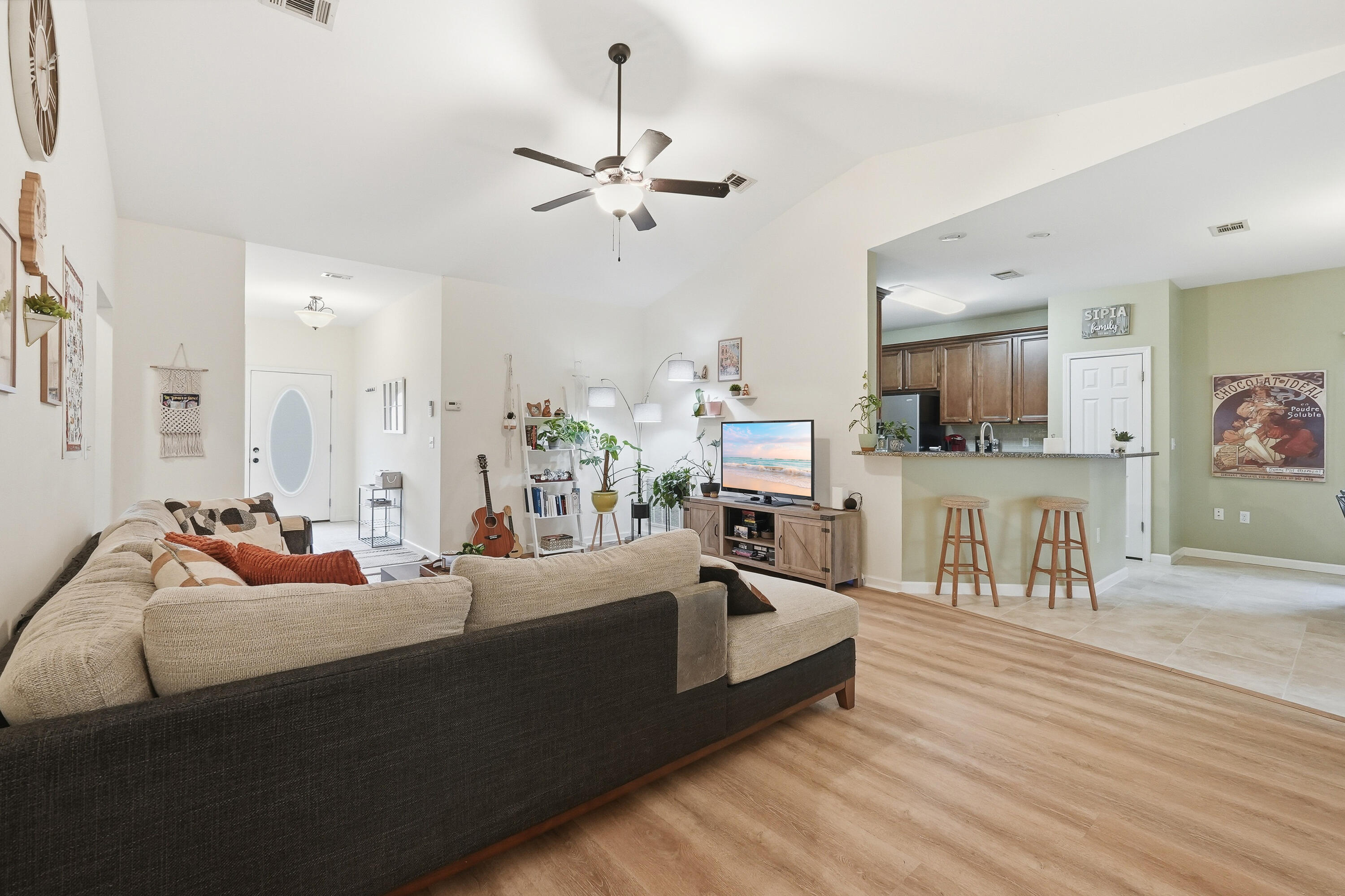 VALPARAISO PINECREST 6 - Residential