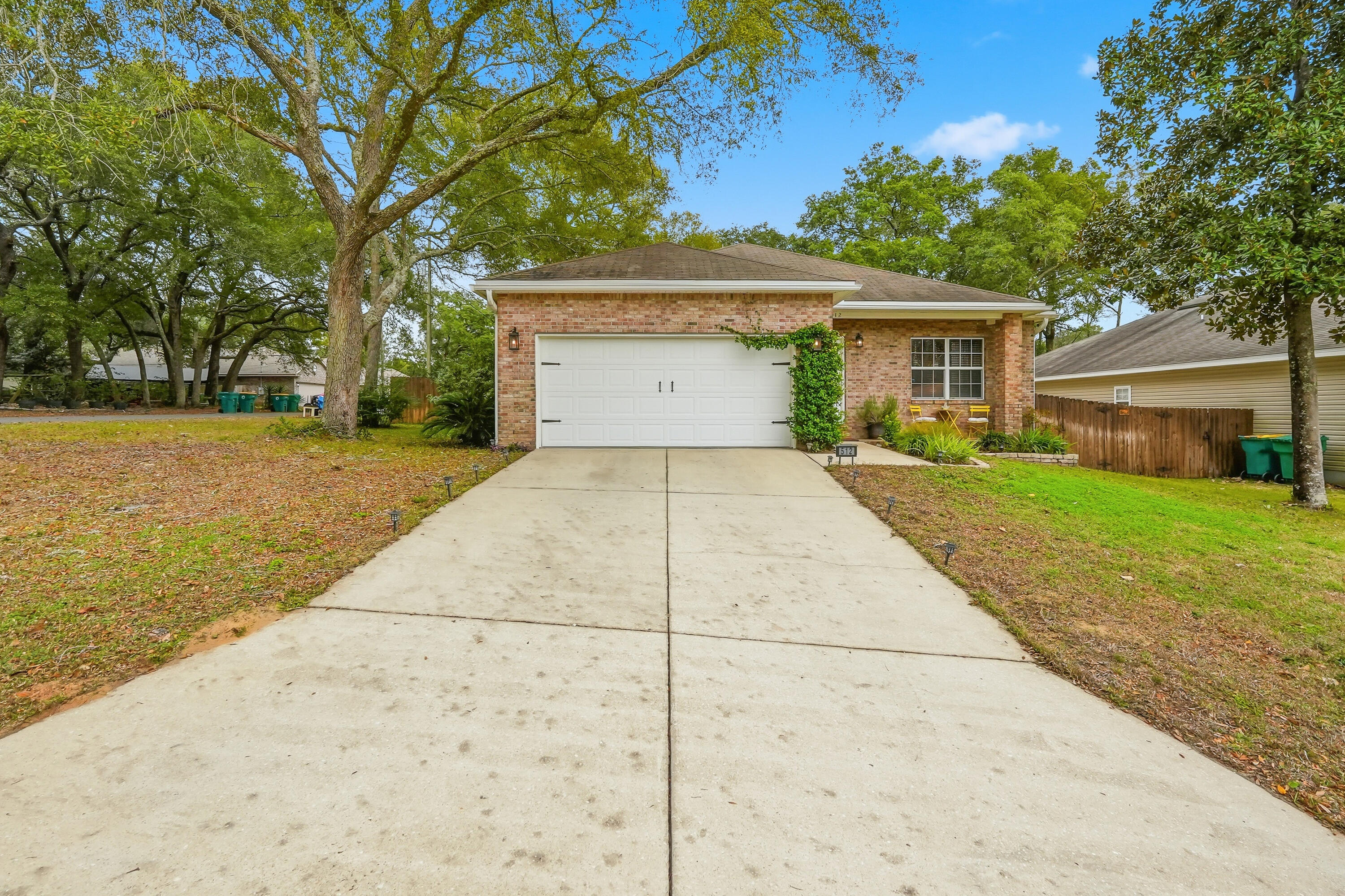 VALPARAISO PINECREST 6 - Residential